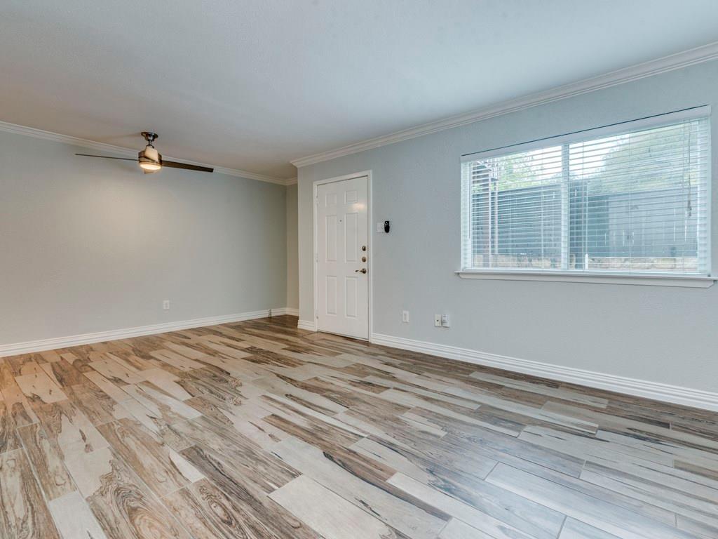 2124 Burton Dr # 150, Austin, TX 78741