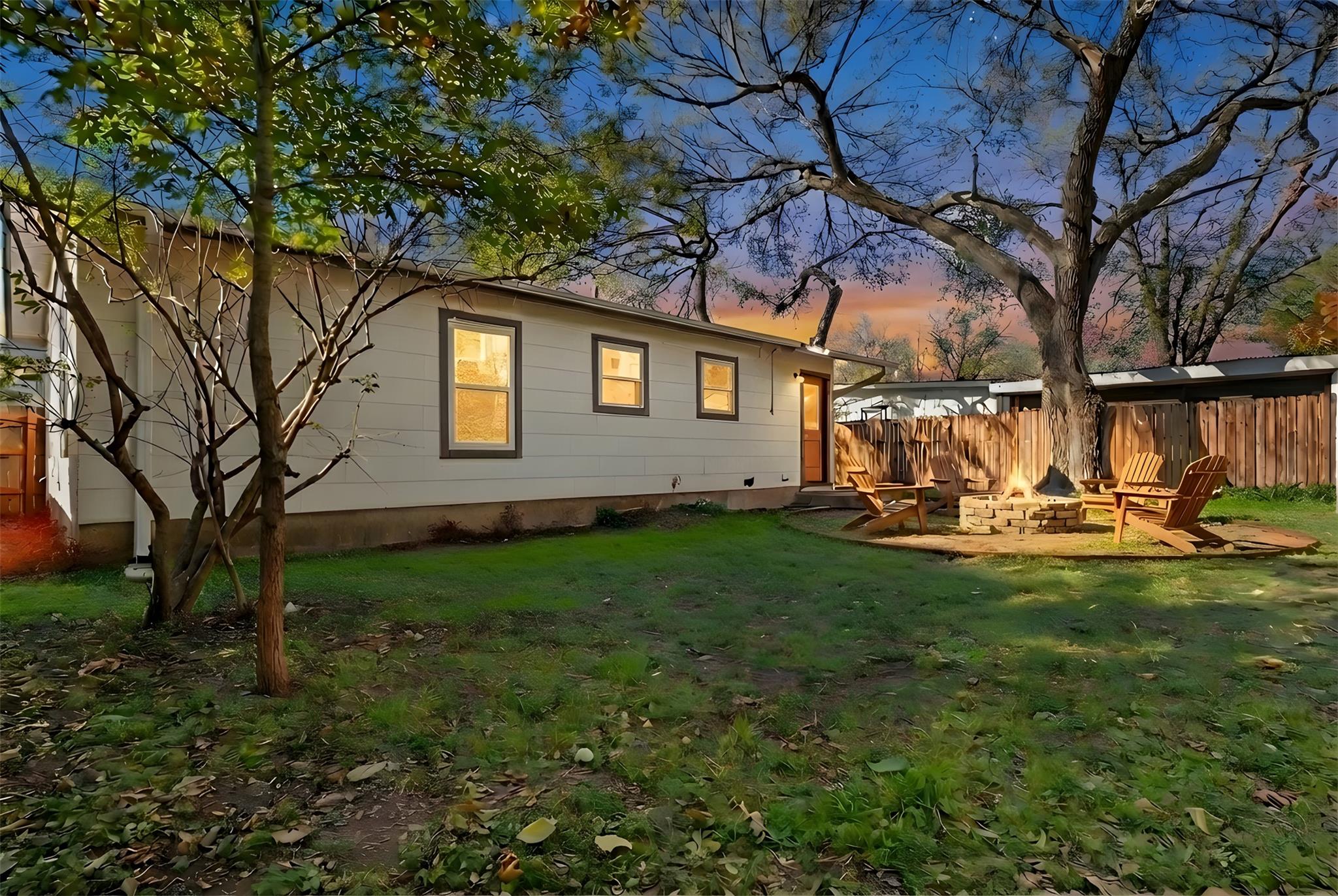 904 Plateau CIR # A, Austin, TX 78745