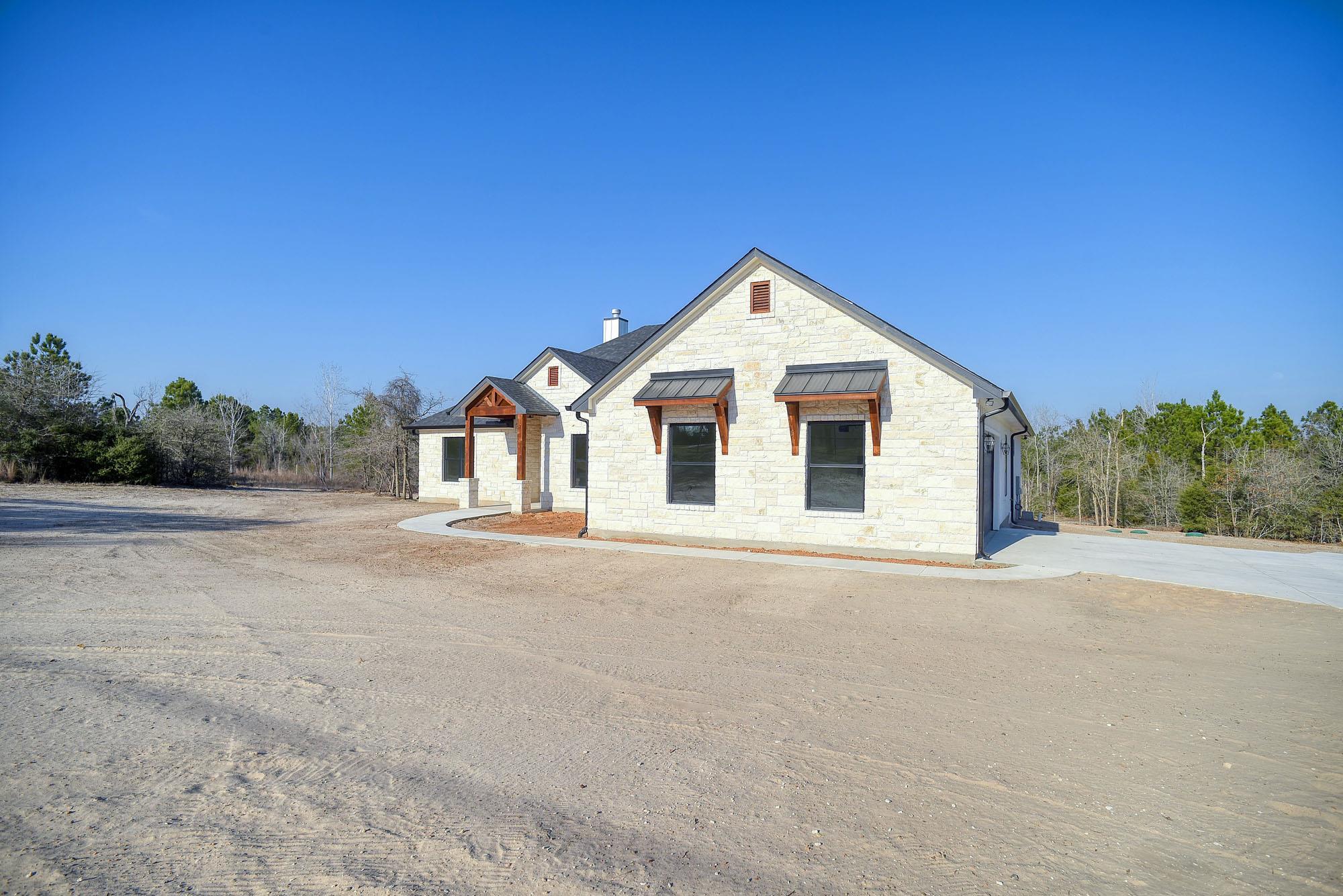 123 Lariat Ct, Bastrop, TX 78602