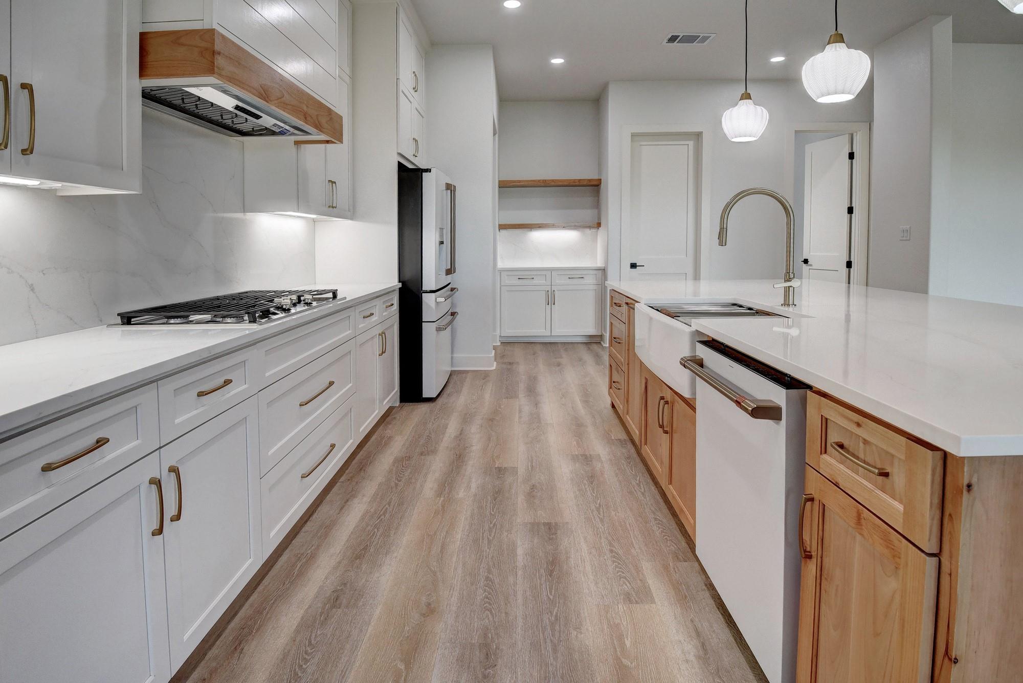 123 Lariat Ct, Bastrop, TX 78602