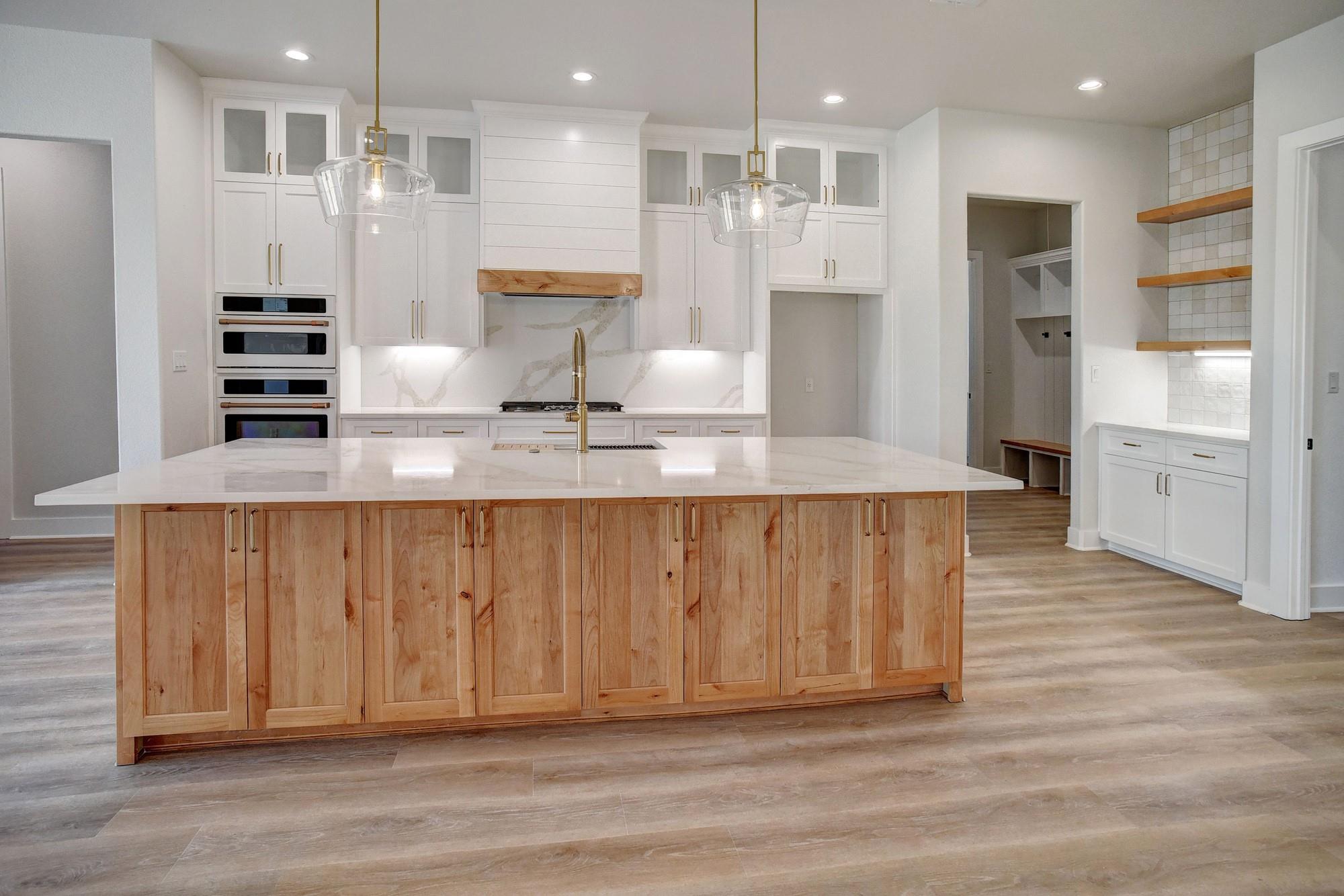 123 Lariat Ct, Bastrop, TX 78602