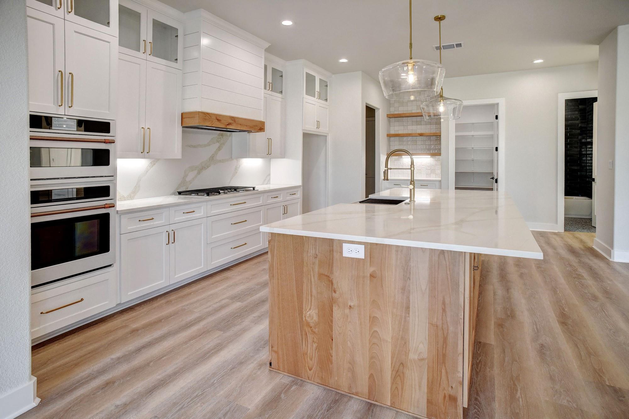 123 Lariat Ct, Bastrop, TX 78602