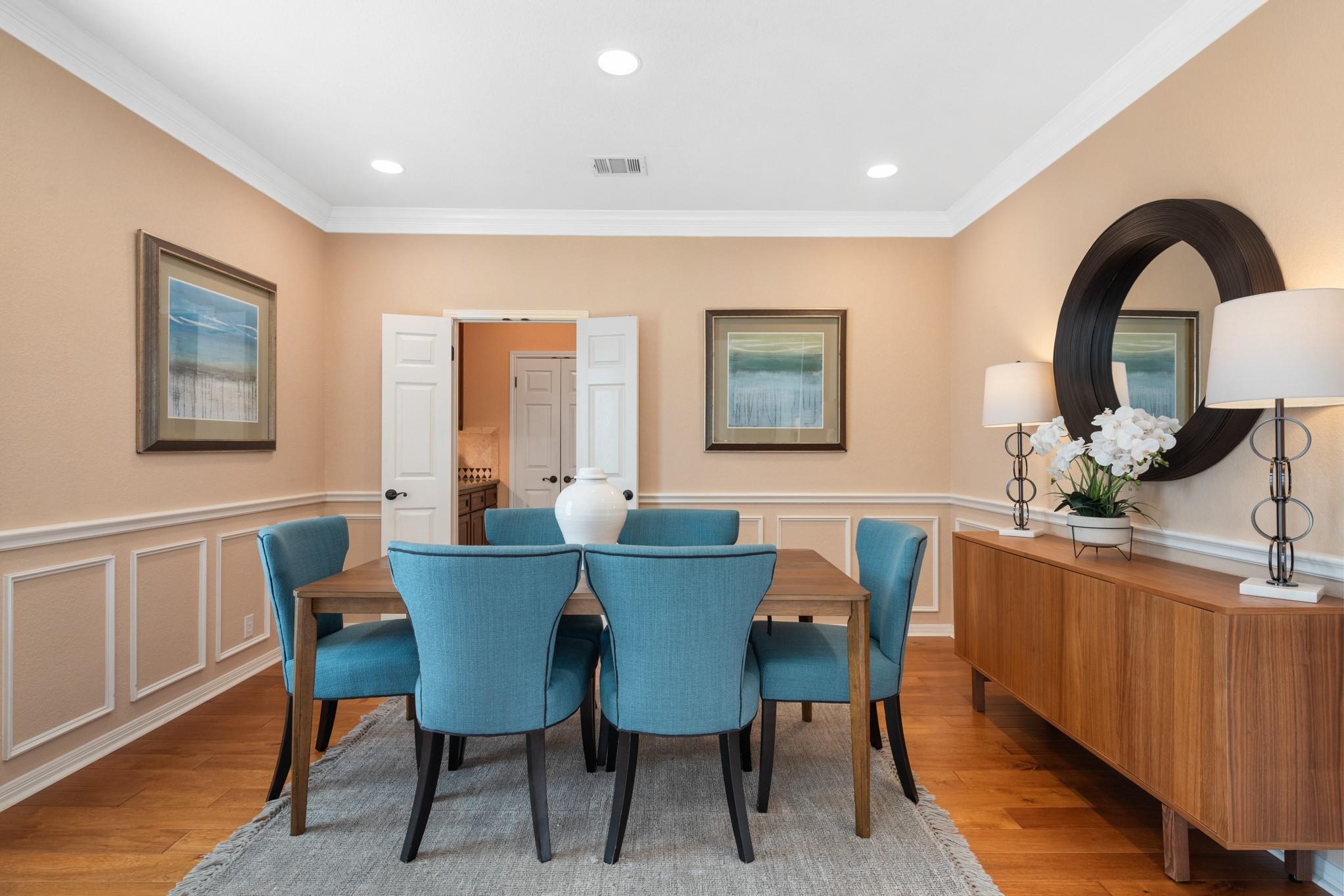 10304 Ember Glen Dr, Austin, TX 78726