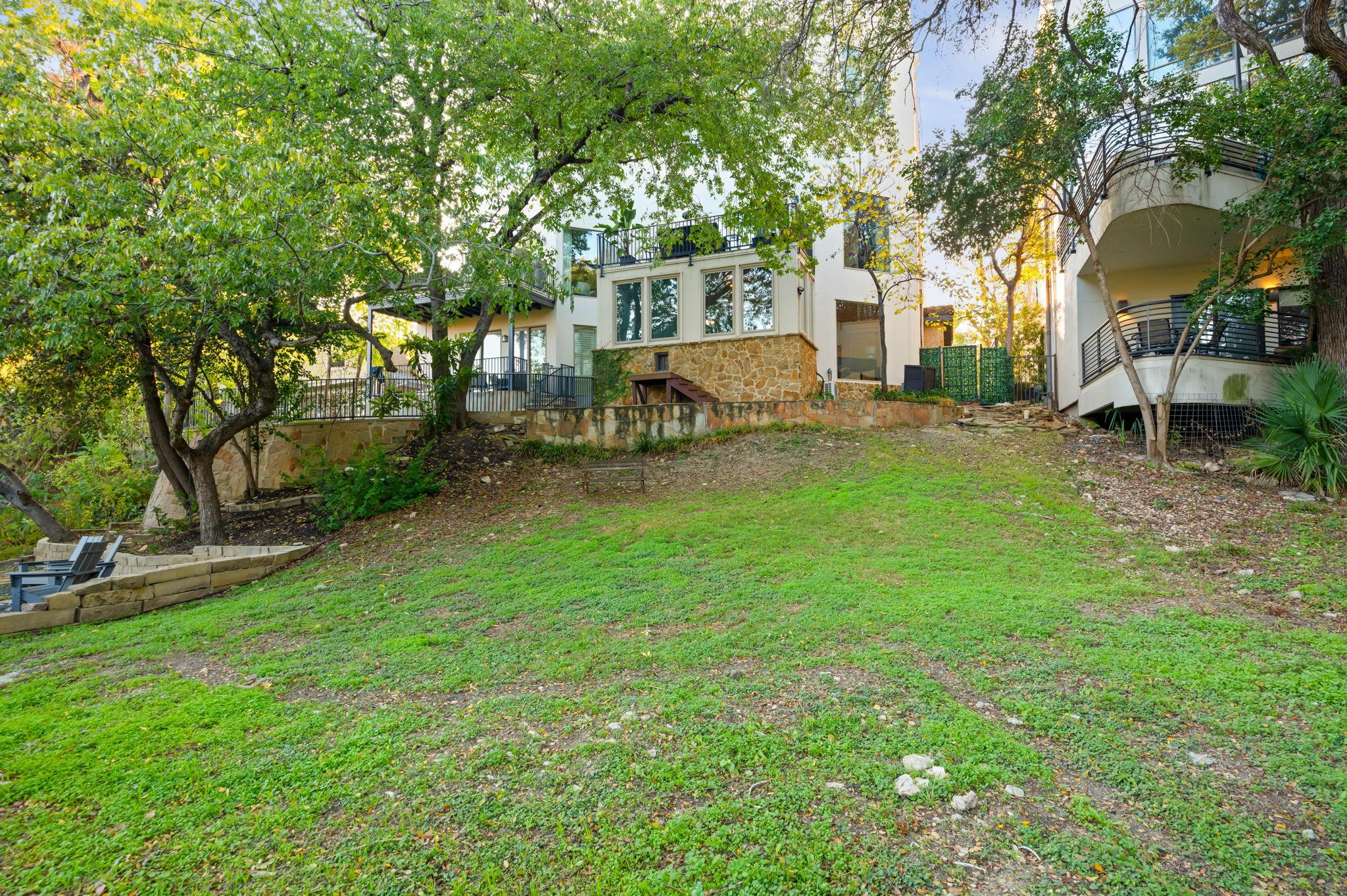 1231 Parkway # 2, Austin, TX 78703