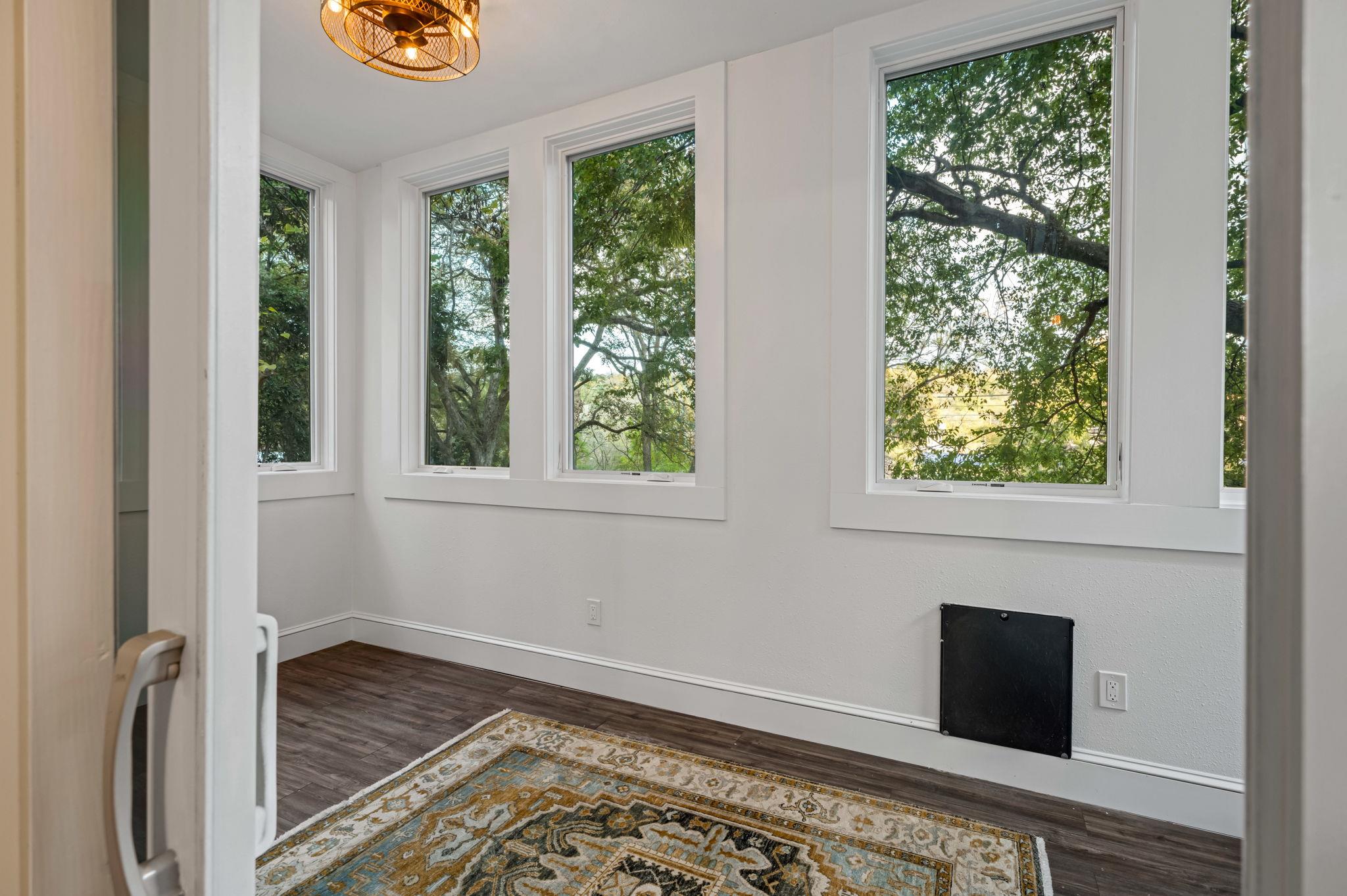 1231 Parkway # 2, Austin, TX 78703