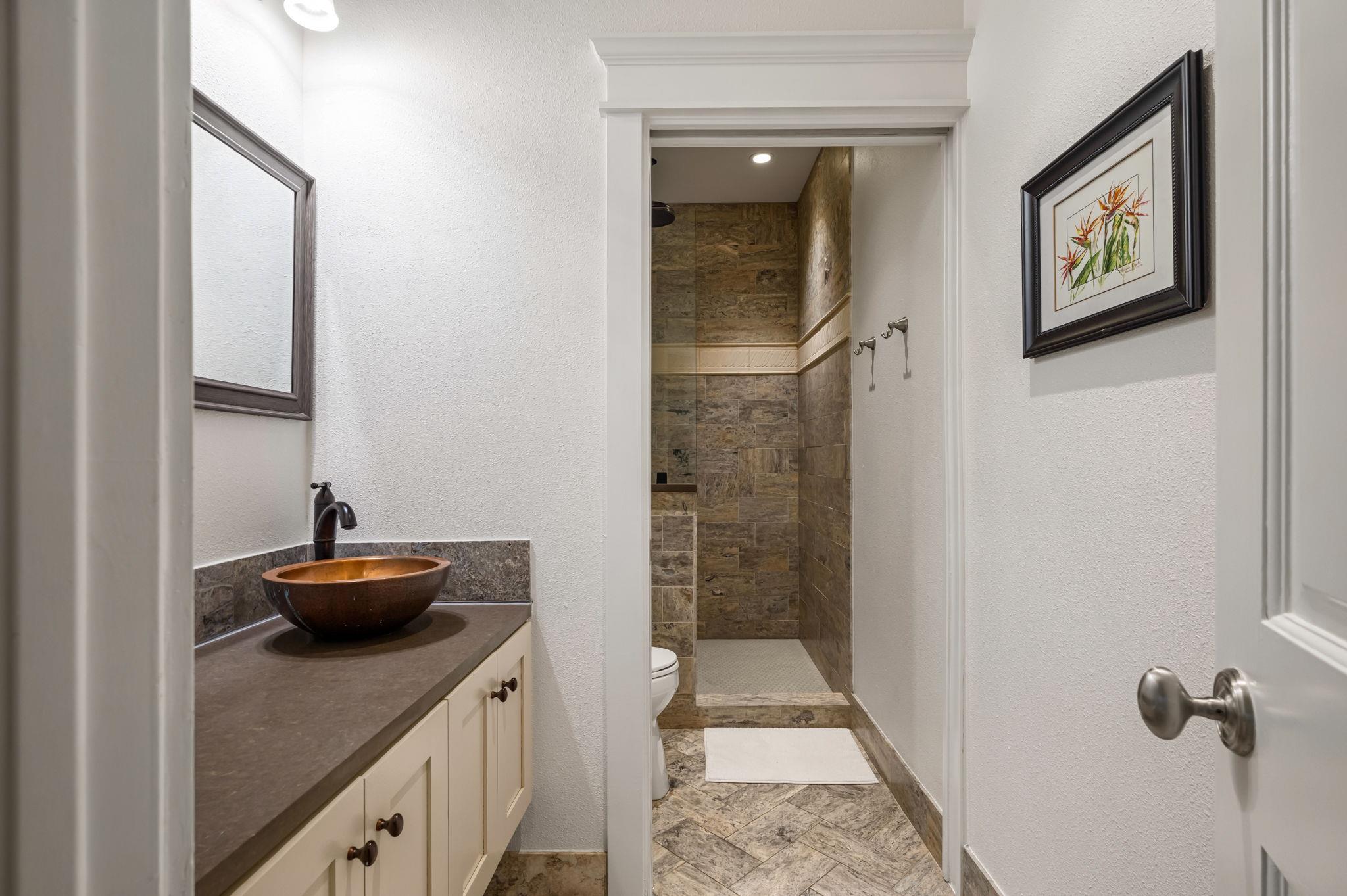 1231 Parkway # 2, Austin, TX 78703