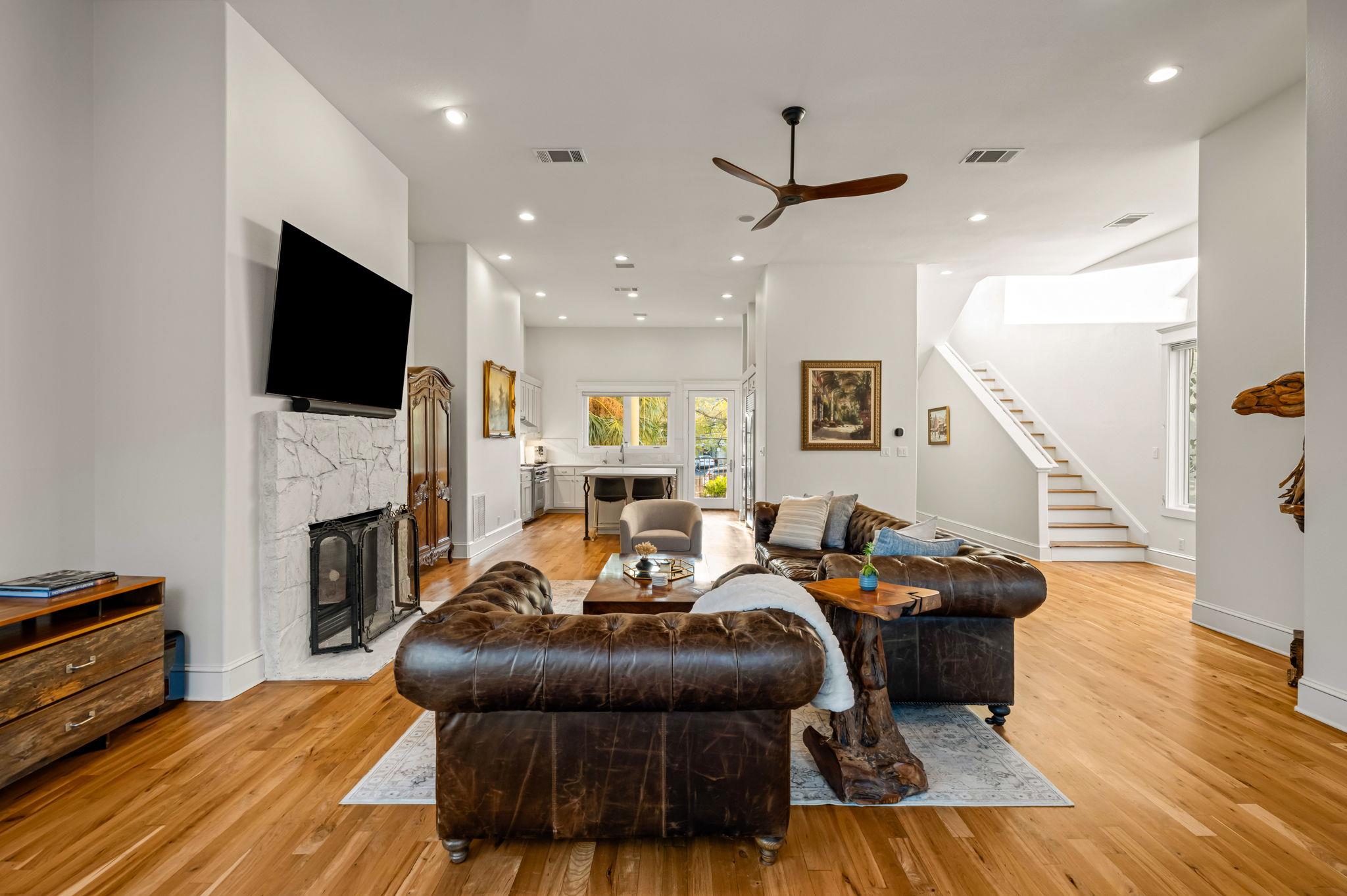 1231 Parkway # 2, Austin, TX 78703