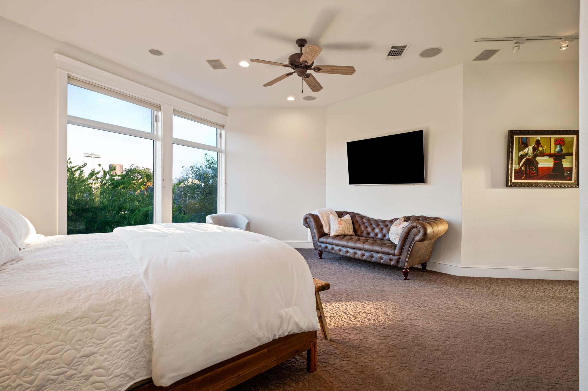 1231 Parkway # 2, Austin, TX 78703