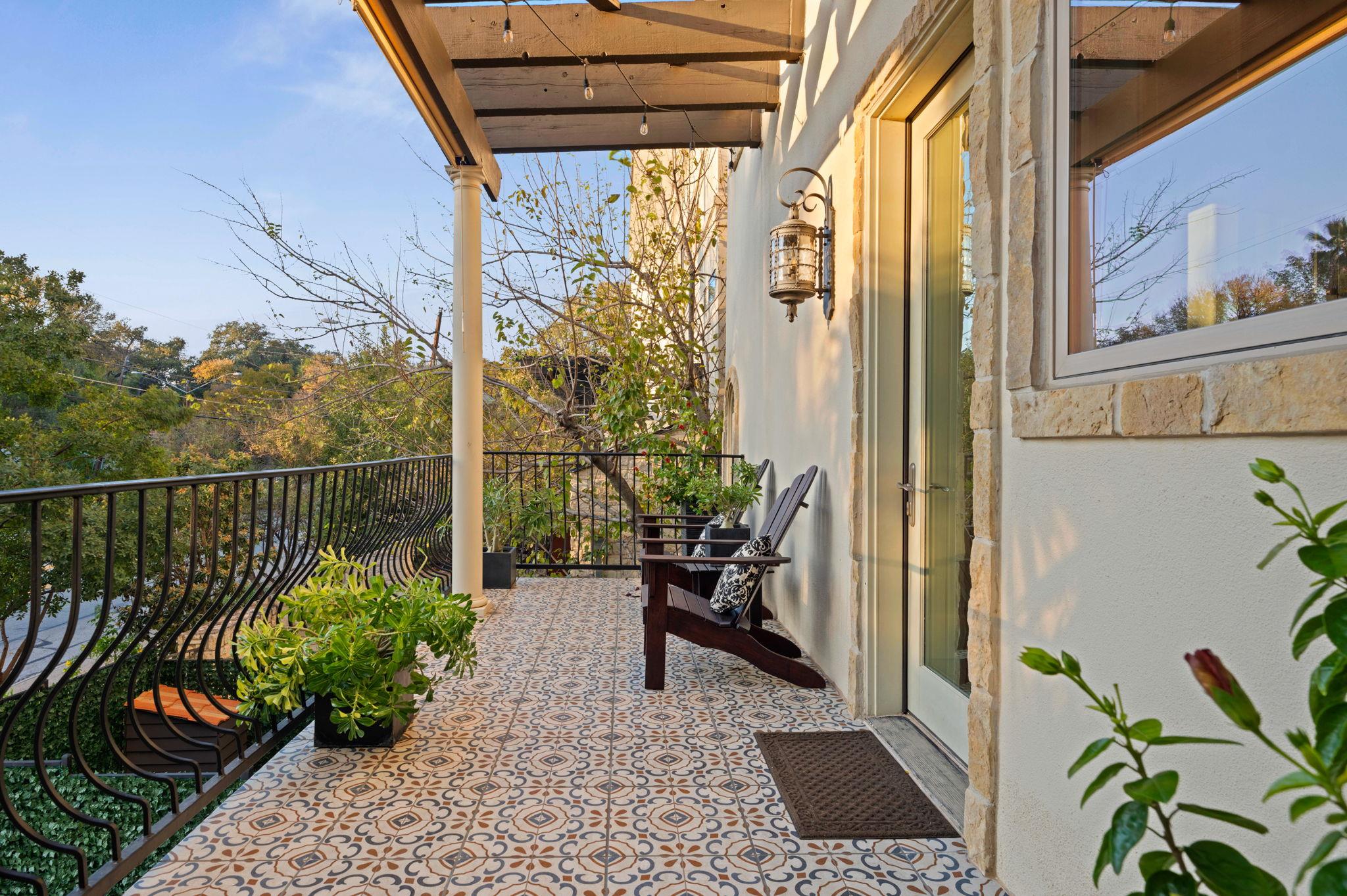 1231 Parkway # 2, Austin, TX 78703