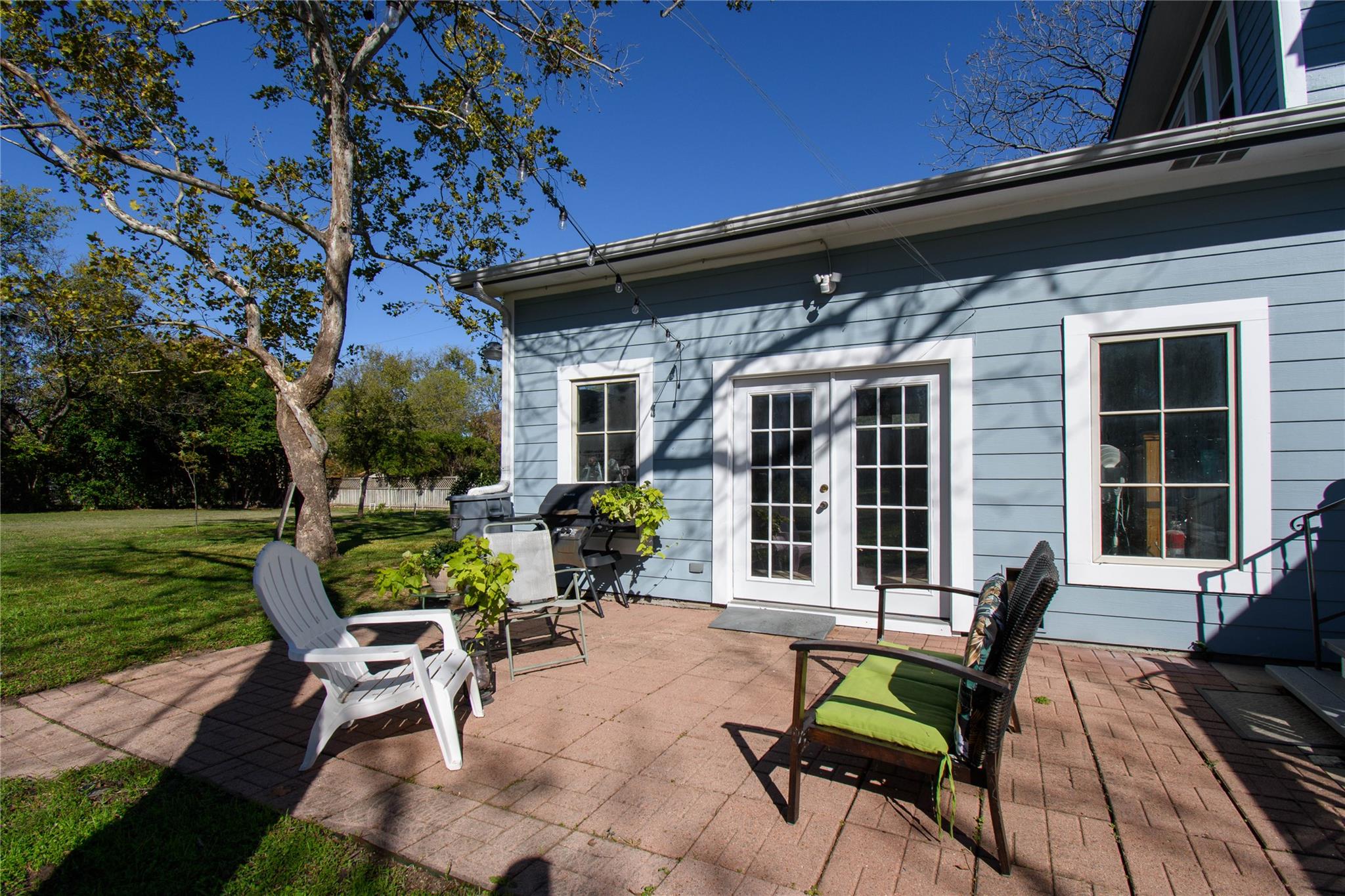 307 E Walnut Dr, Austin, TX 78753