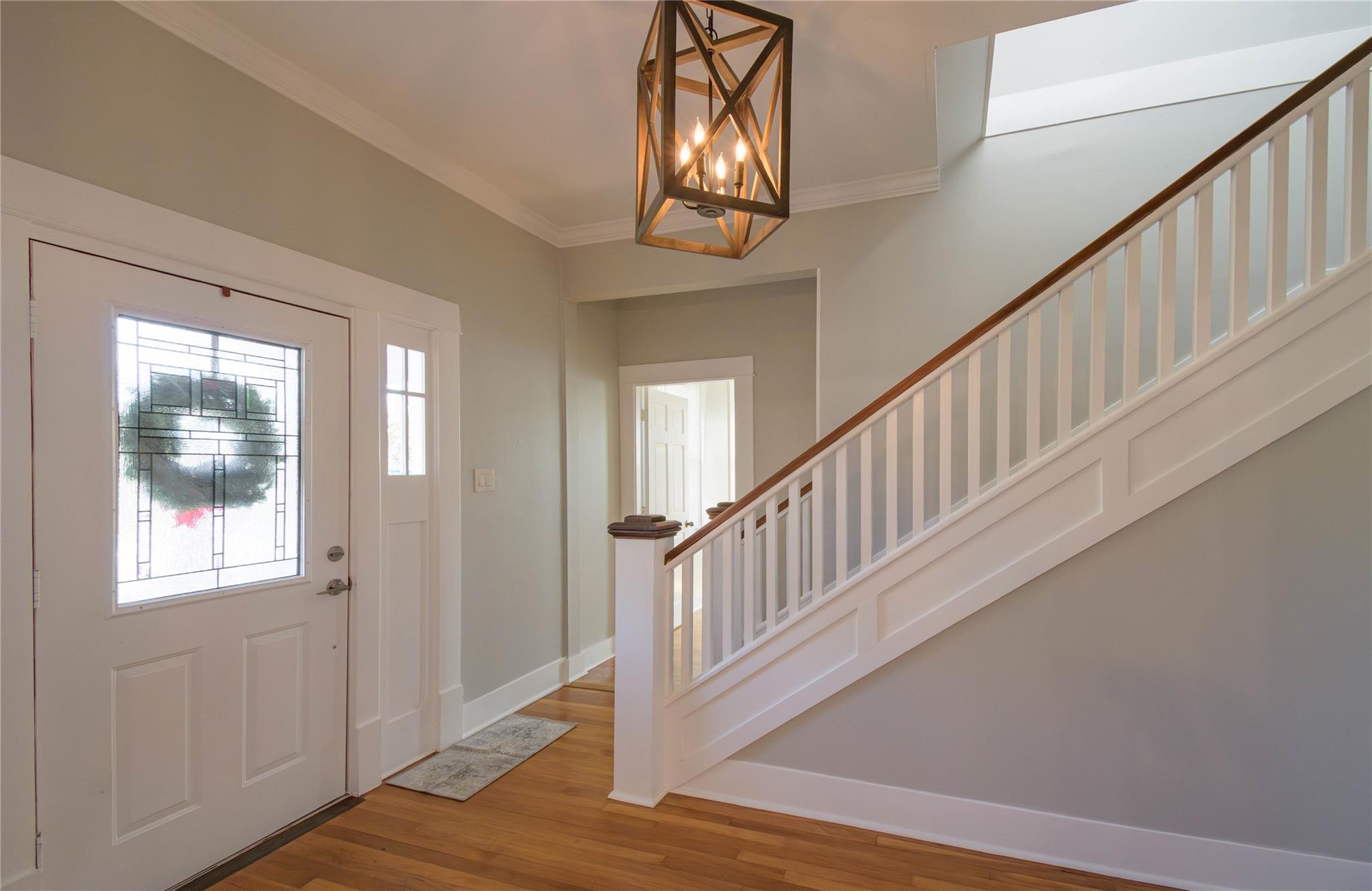 307 E Walnut Dr, Austin, TX 78753