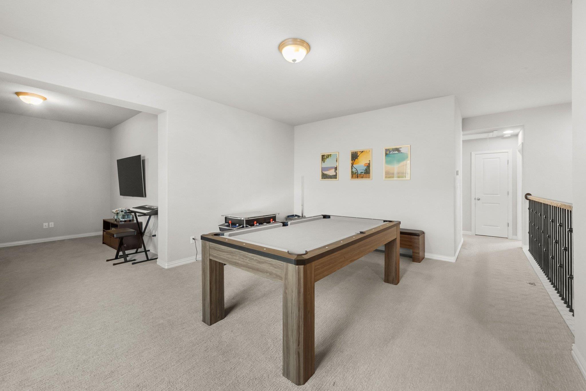 21824 Rock Wren Rd, Spicewood, TX 78669