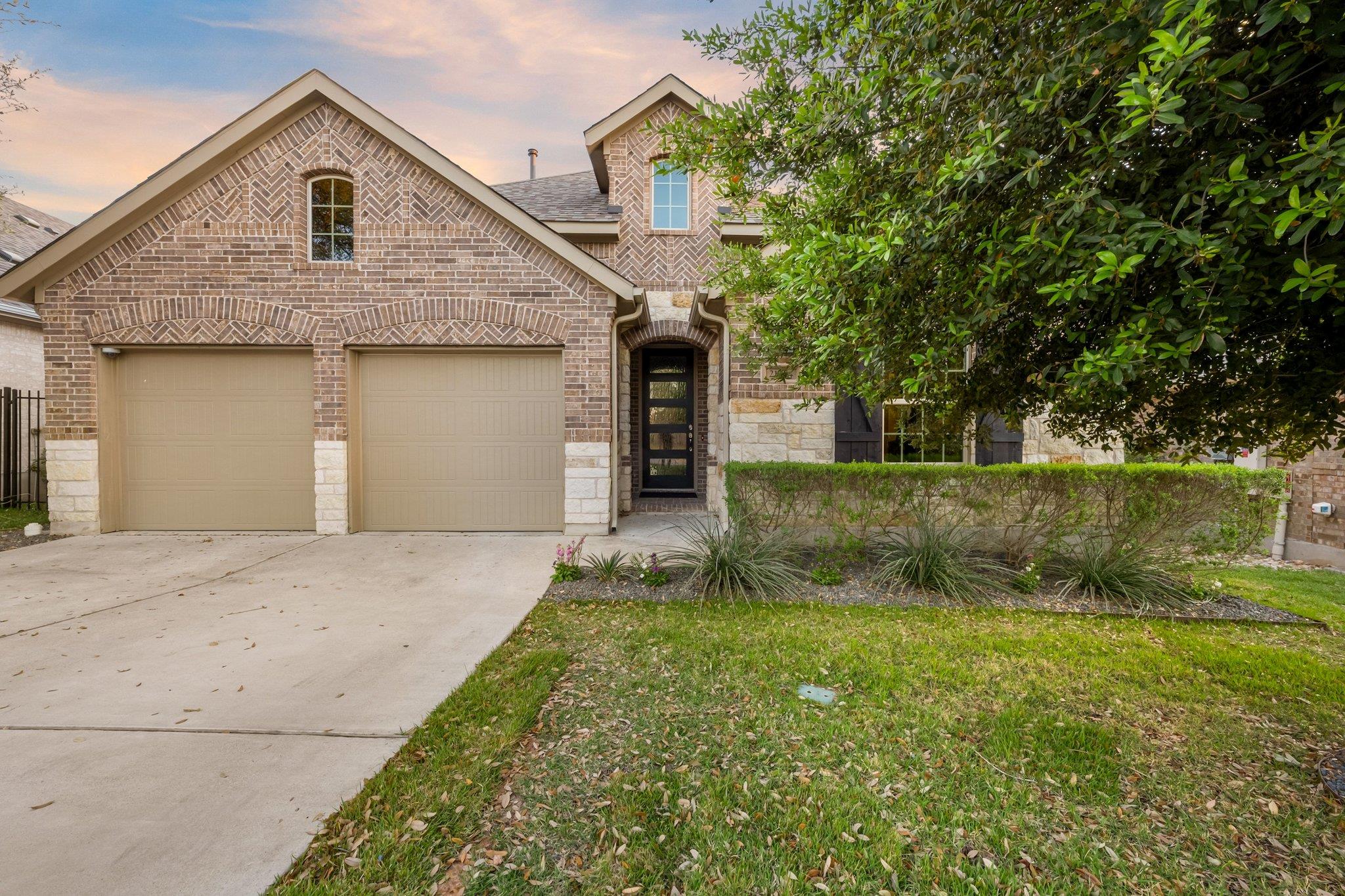 21824 Rock Wren Rd, Spicewood, TX 78669