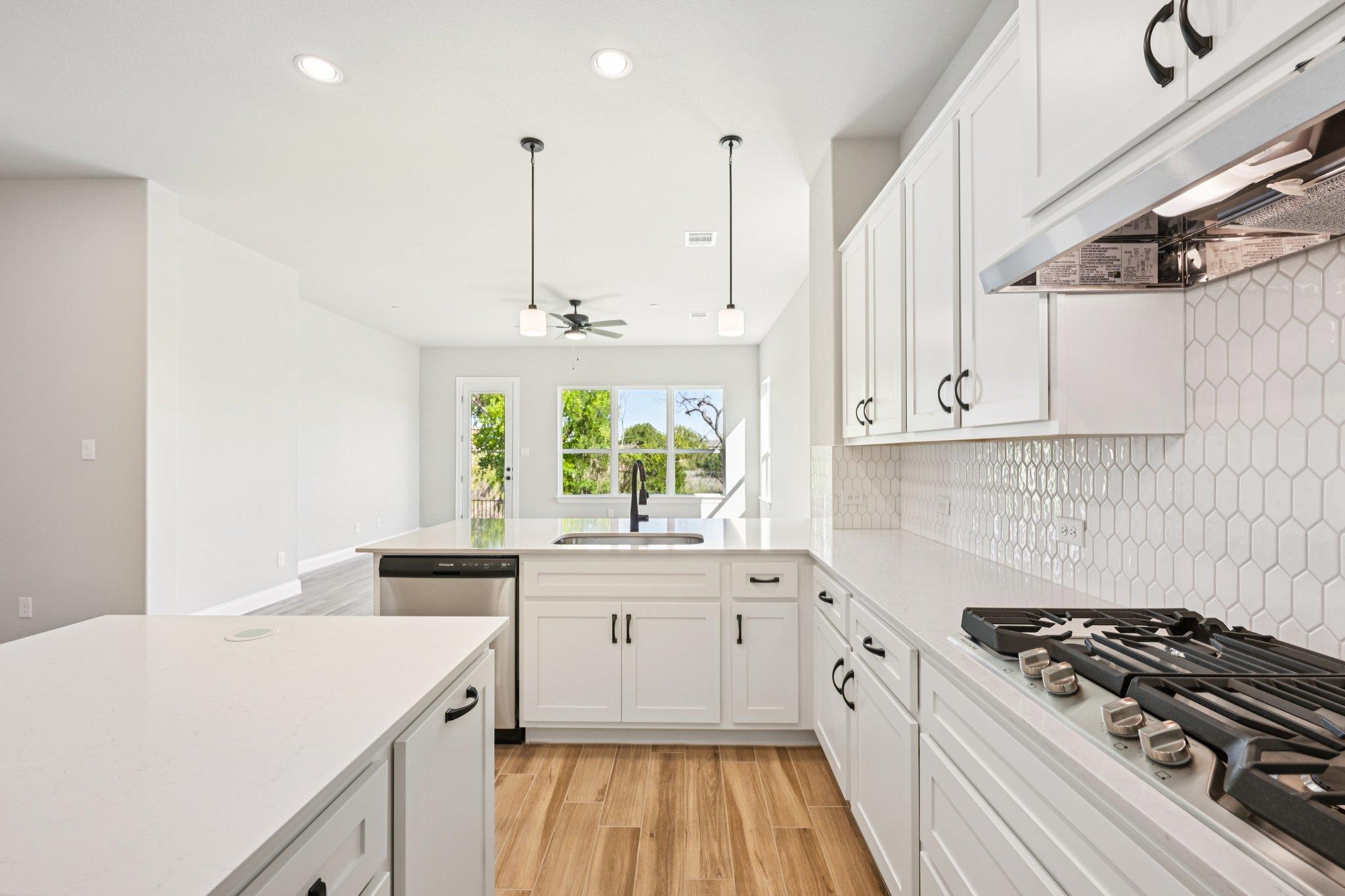 600 C-Bar Ranch Trl # 120, Cedar Park, TX 78613