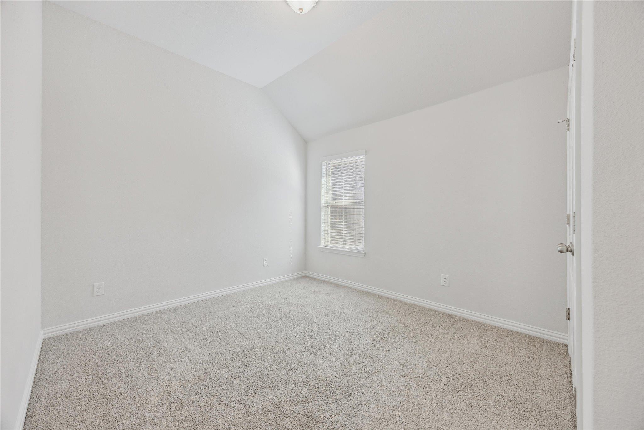 562 Leadtree Loop, Buda, TX 78610