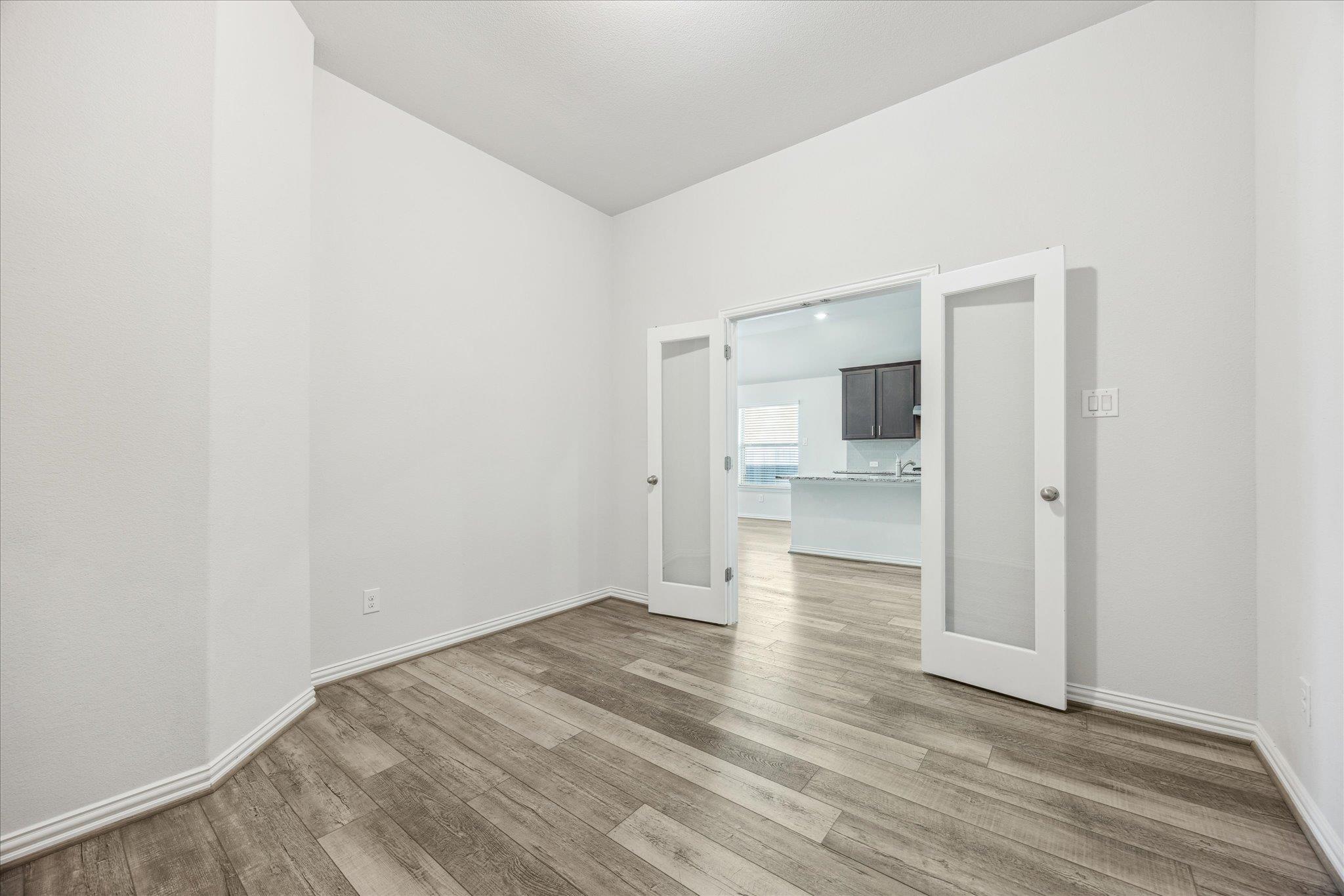 562 Leadtree Loop, Buda, TX 78610