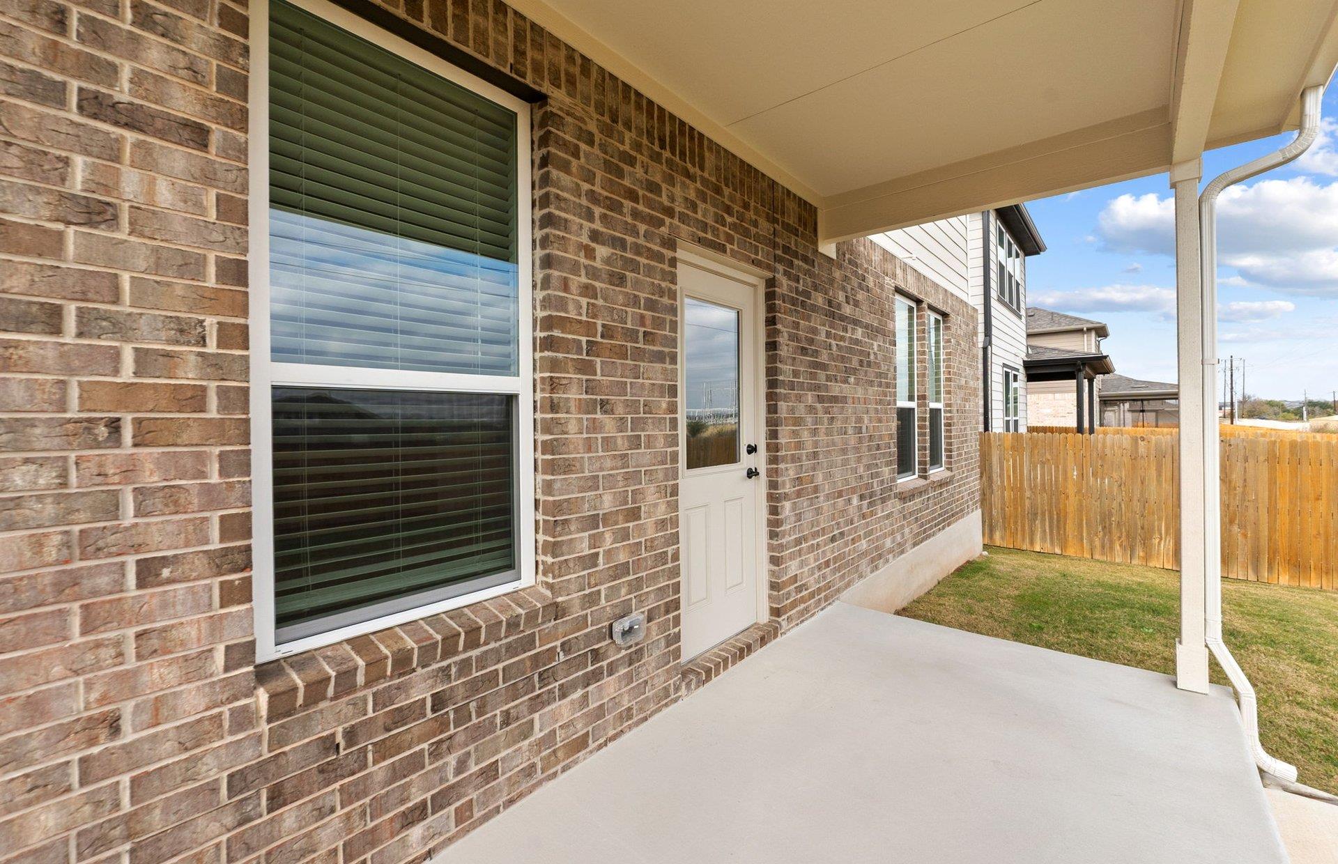 532 Tailwind Dr, Kyle, TX 78640