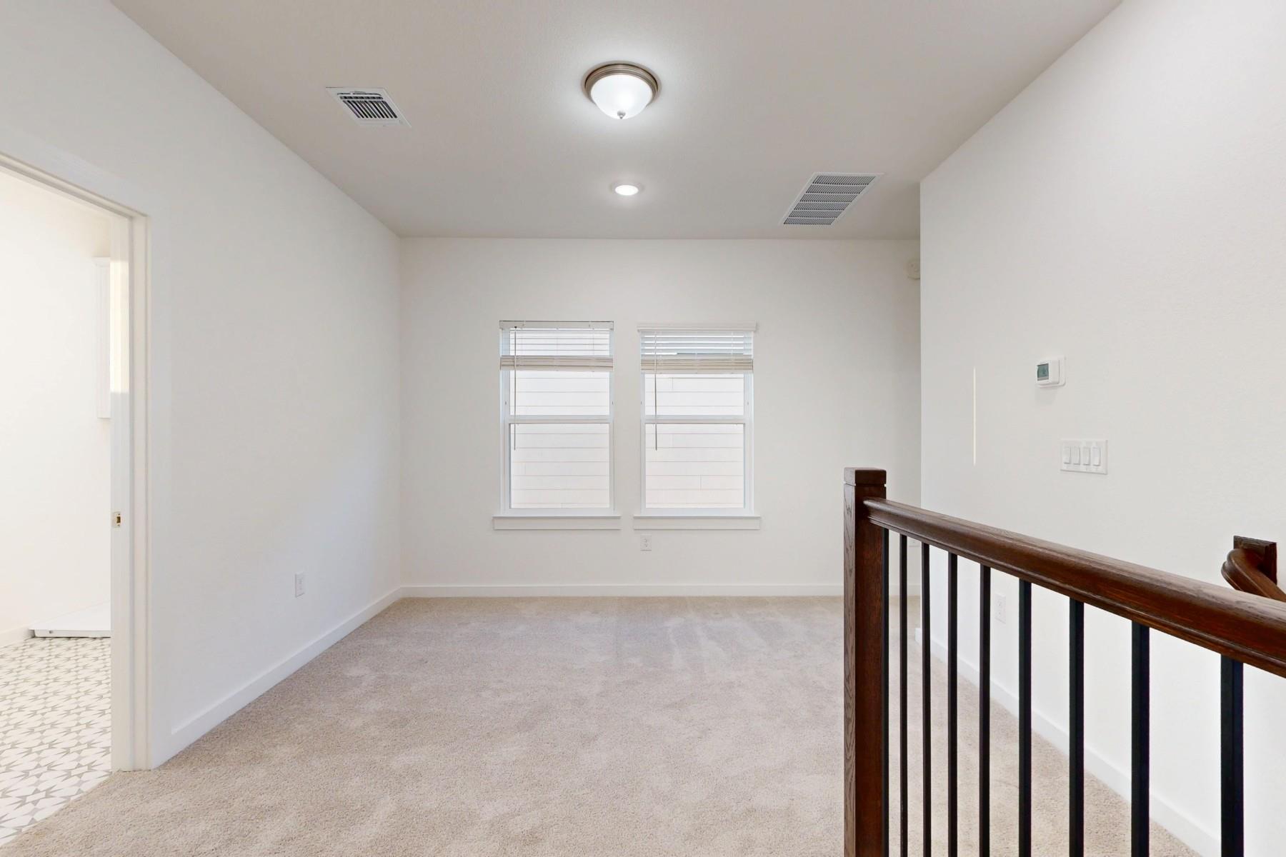 2036 Lolo Ln, Leander, TX 78641