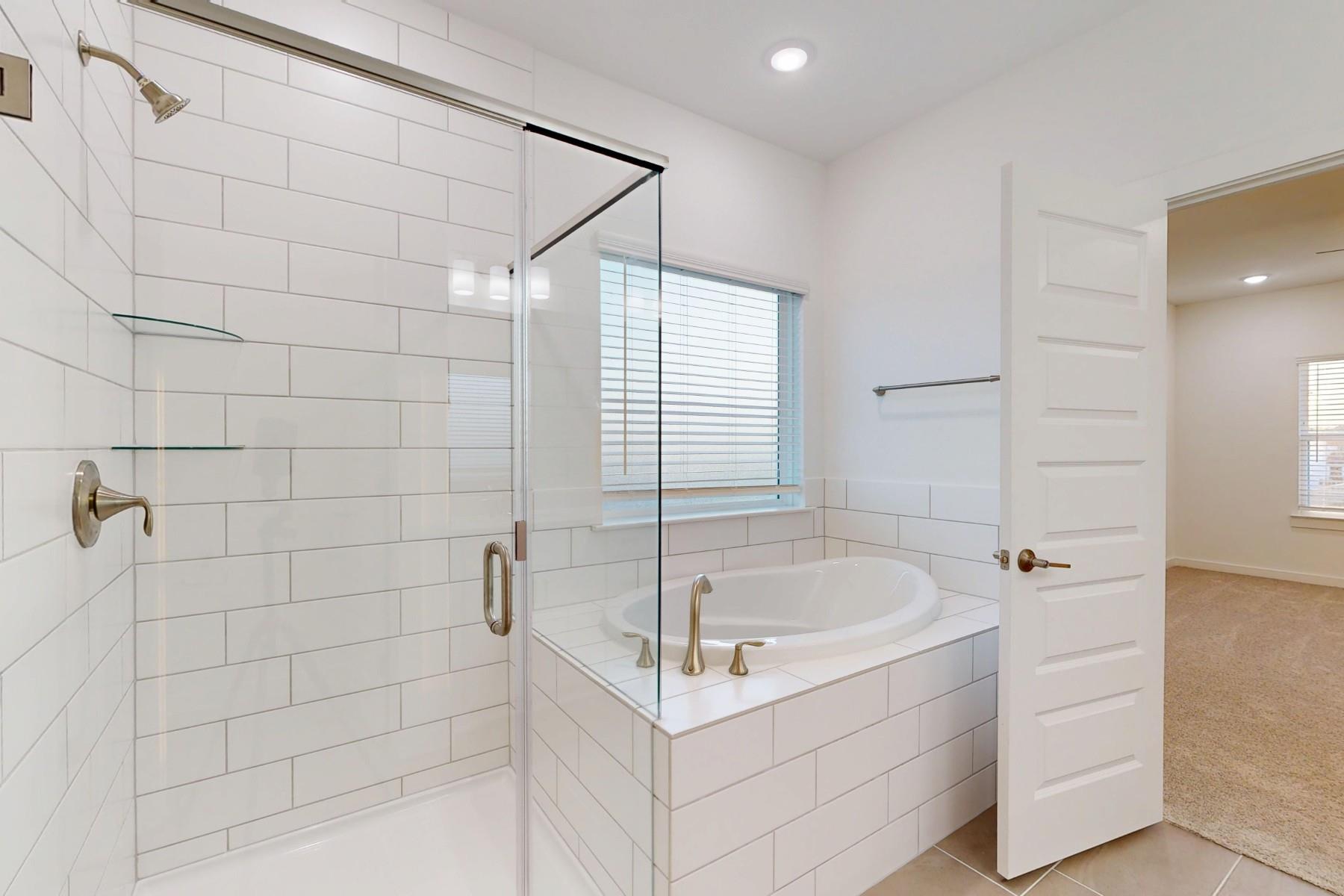 2036 Lolo Ln, Leander, TX 78641