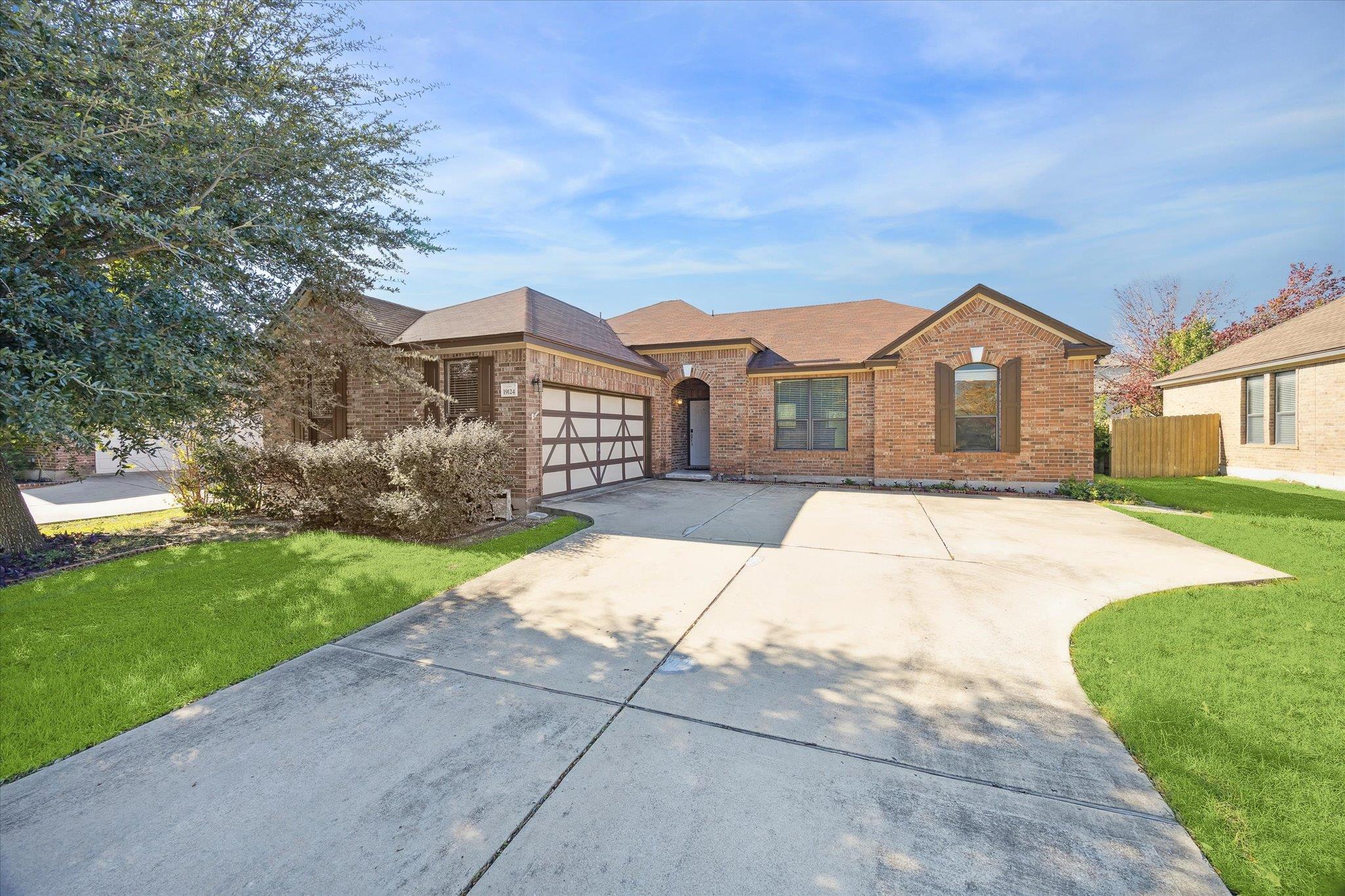 19124 Pencil Cactus Dr, Pflugerville, TX 78660