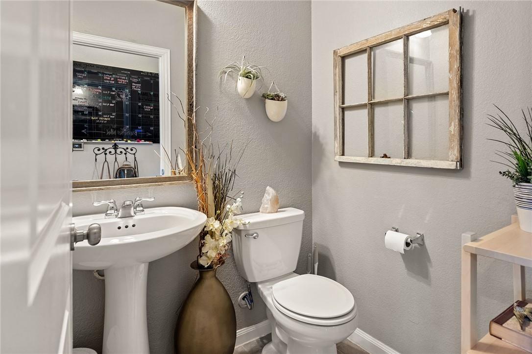 1009 Cadence Dr, Pflugerville, TX 78660