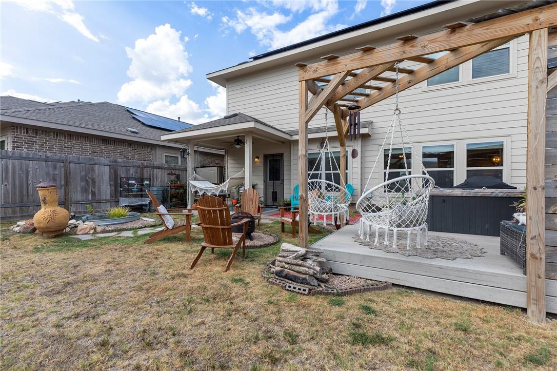 1009 Cadence Dr, Pflugerville, TX 78660