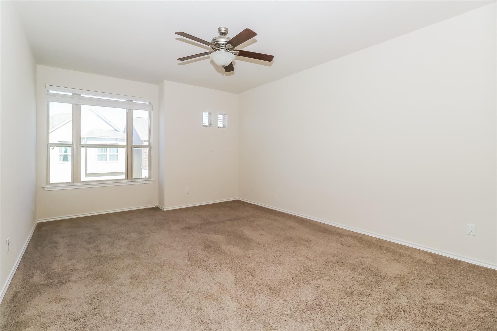 2105 Town Centre Dr # 47, Round Rock, TX 78664