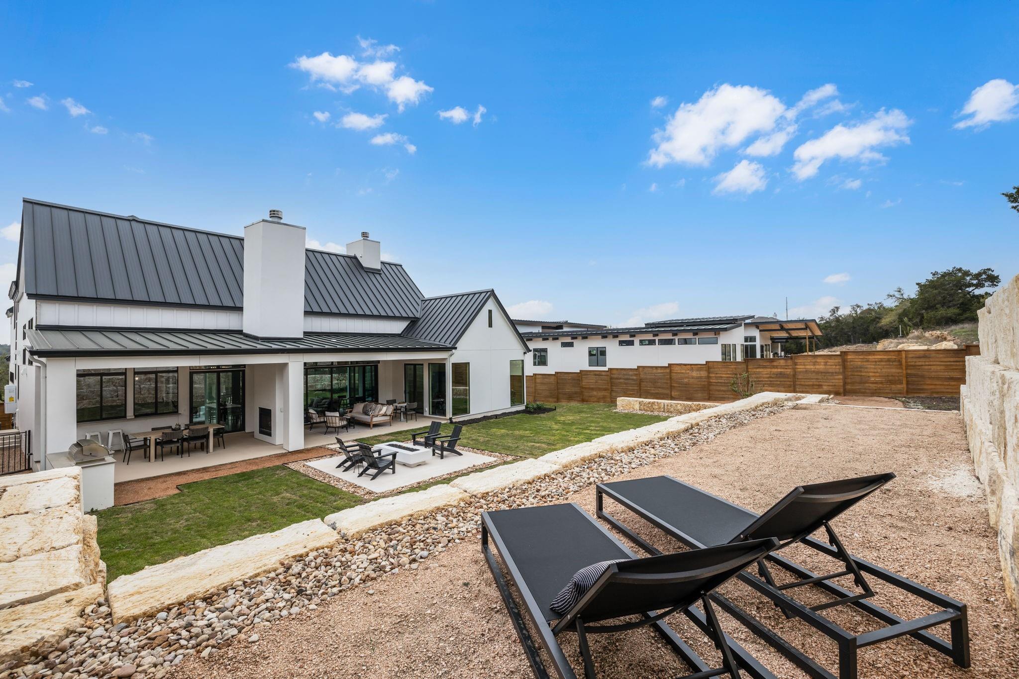 197 Evelyn Ct, Dripping Springs, TX 78620