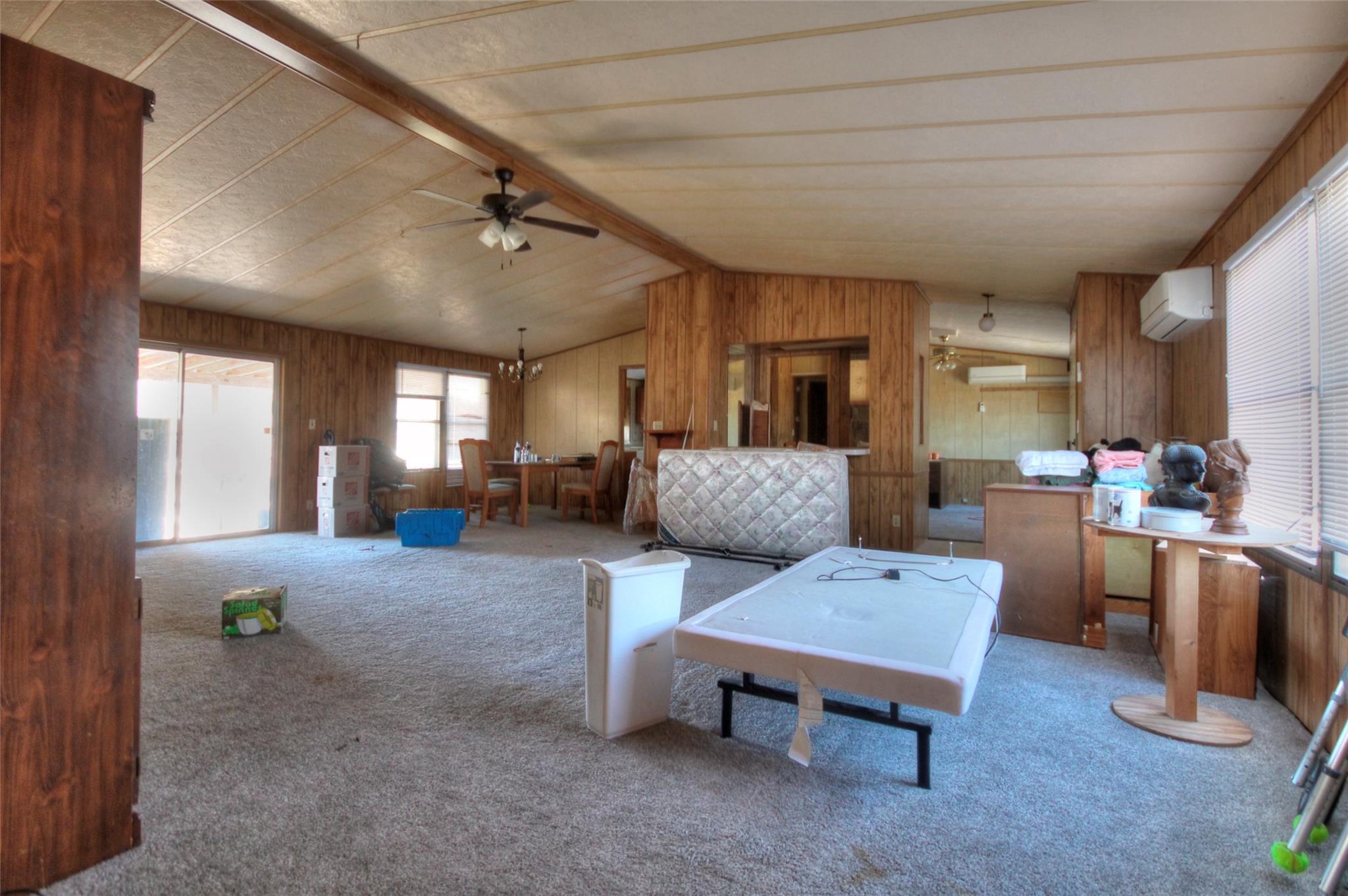 204 Lagitos Ln, Llano, TX 78643