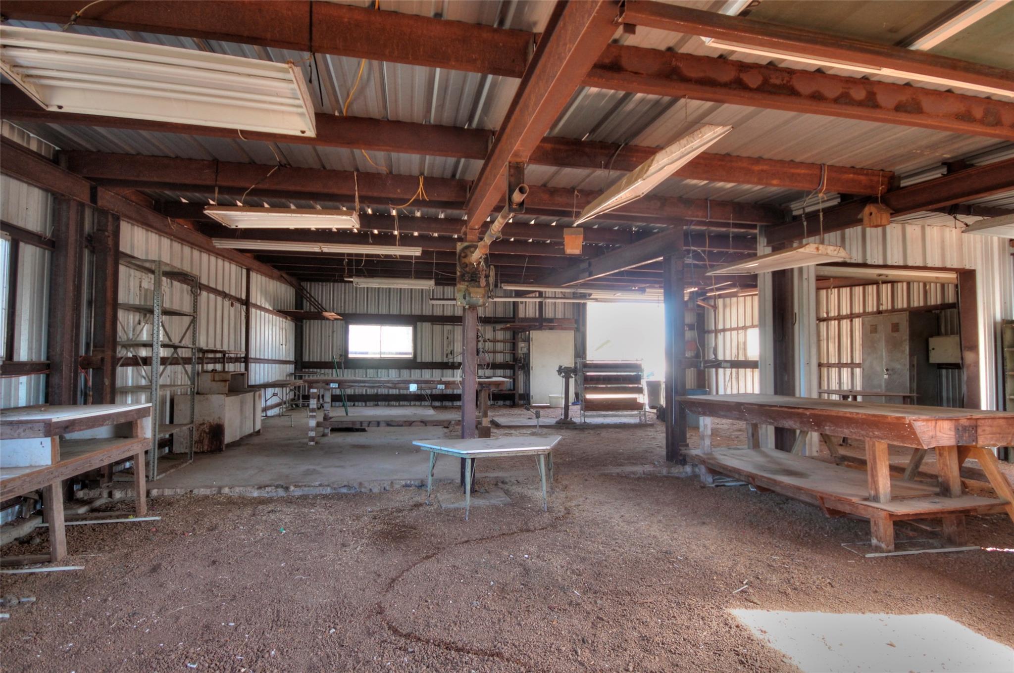 204 Lagitos Ln, Llano, TX 78643