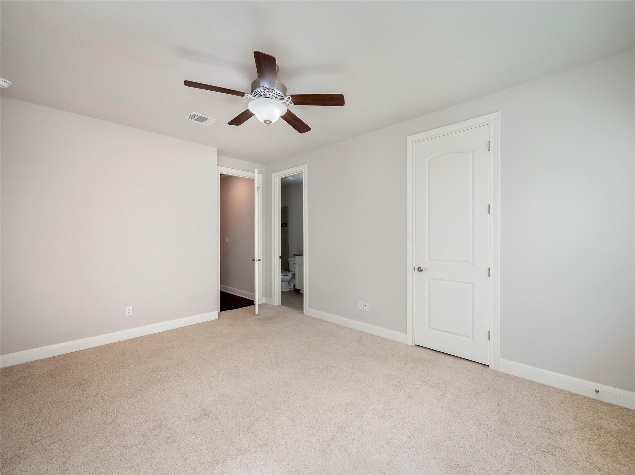 2817 Mossy Springs Dr, Leander, TX 78641