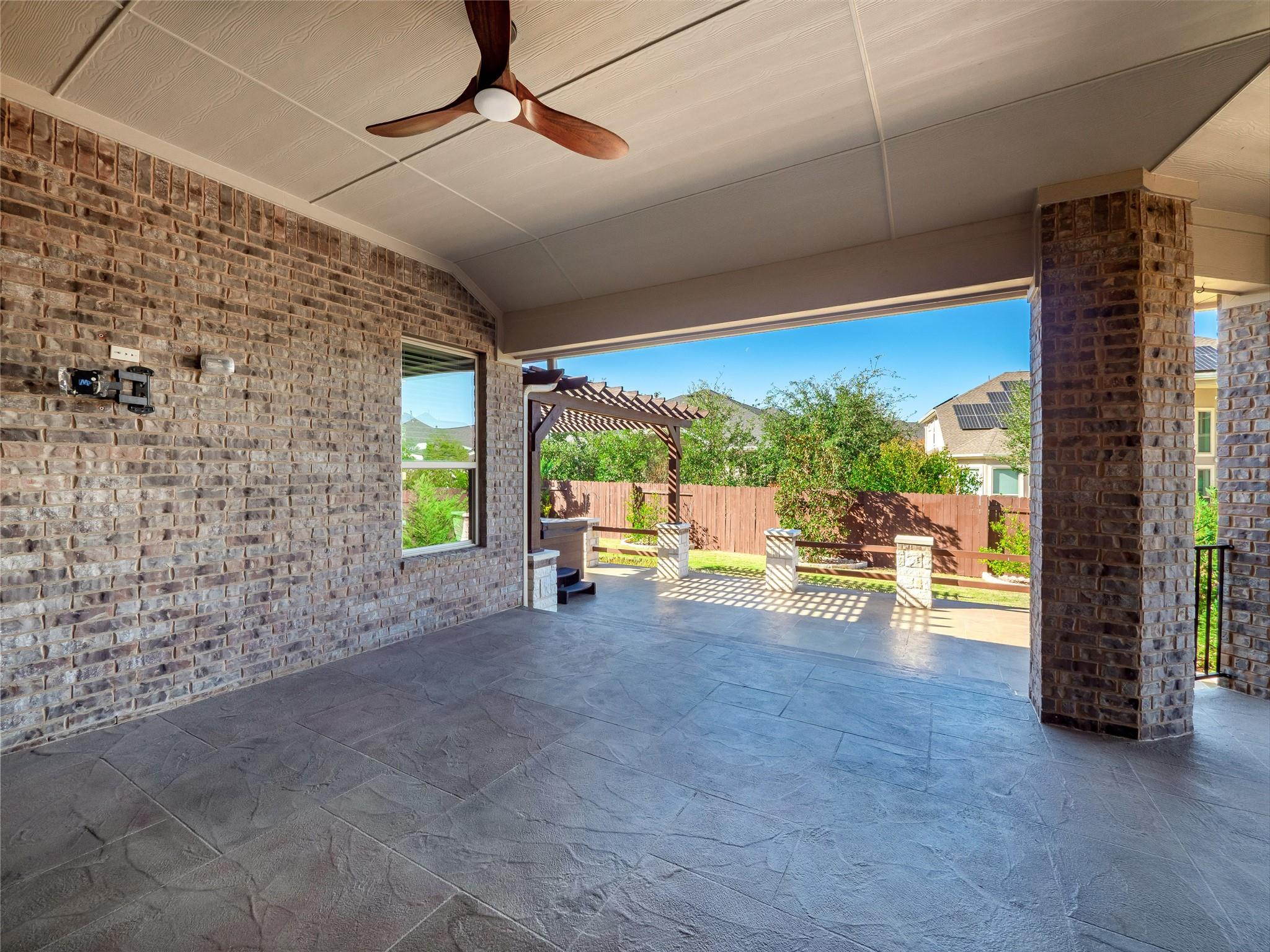 2817 Mossy Springs Dr, Leander, TX 78641