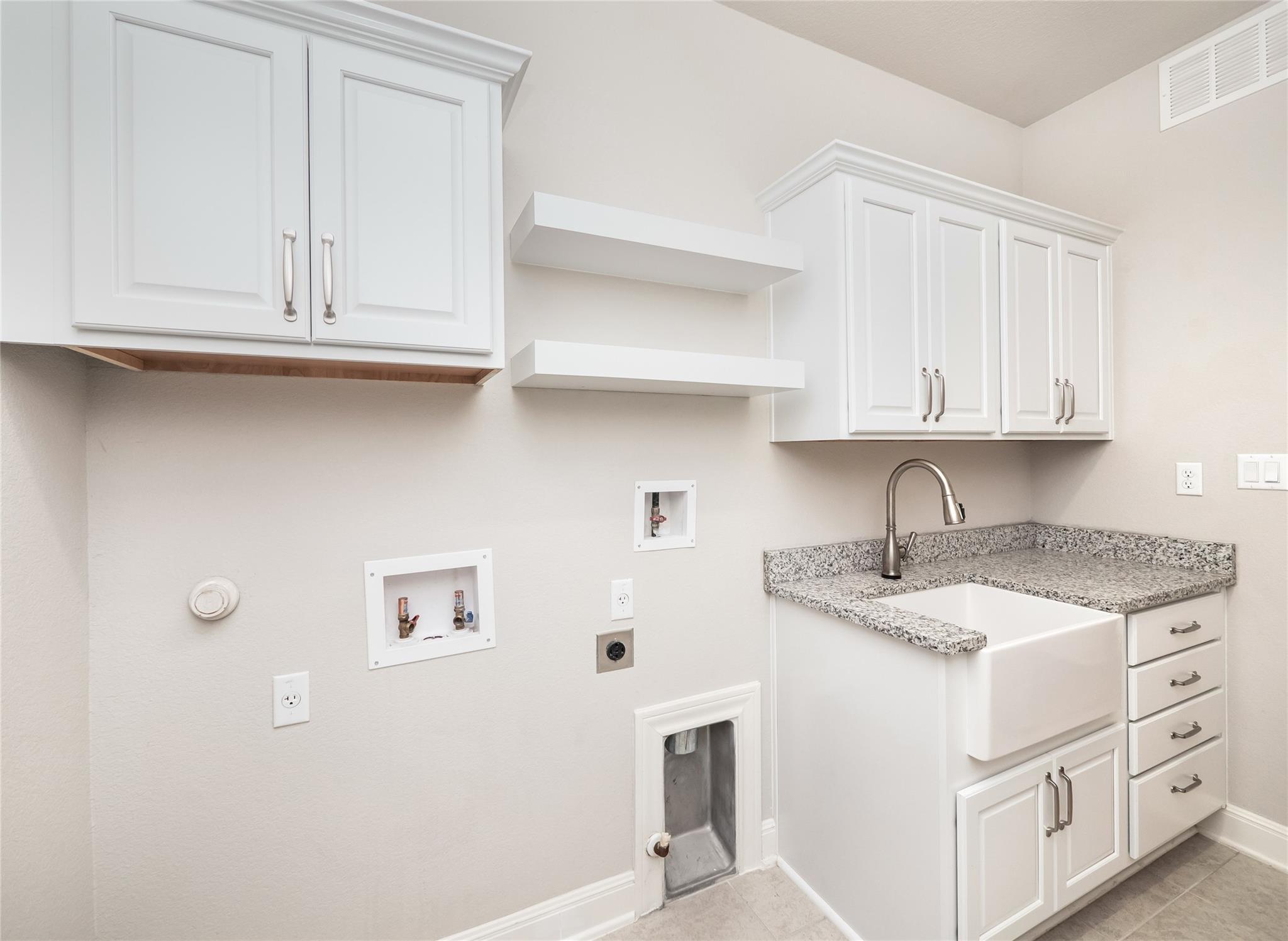 2817 Mossy Springs Dr, Leander, TX 78641