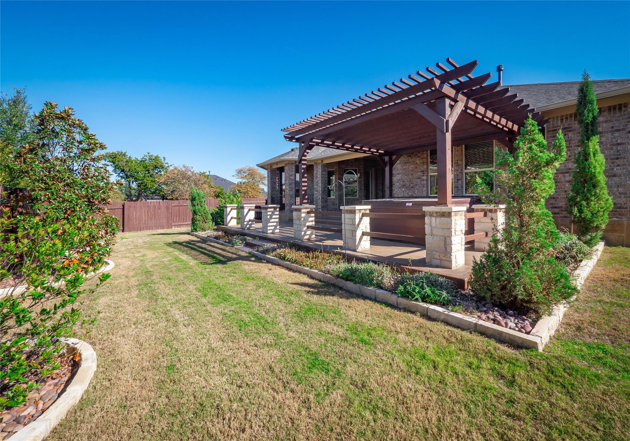 2817 Mossy Springs Dr, Leander, TX 78641