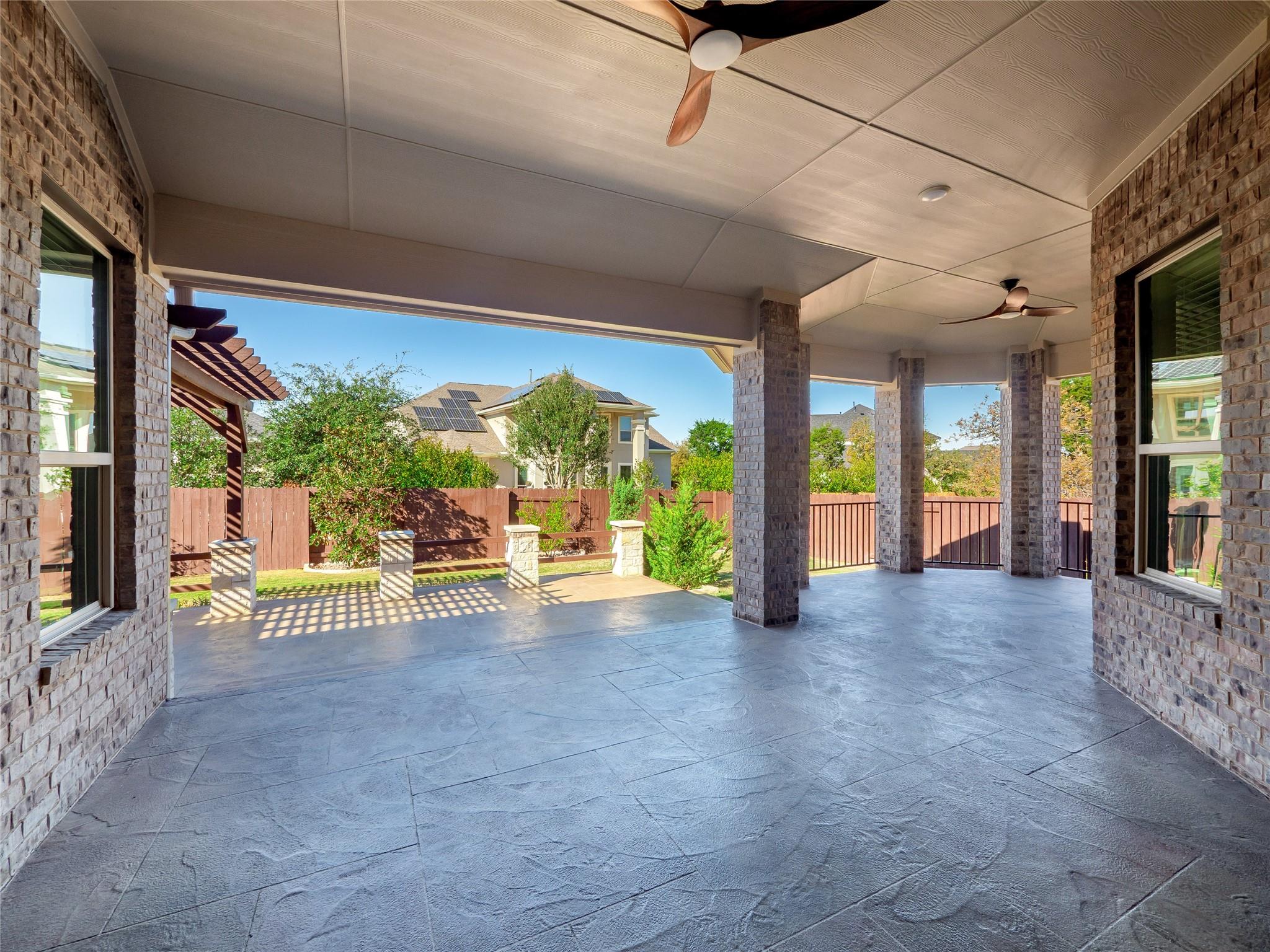 2817 Mossy Springs Dr, Leander, TX 78641