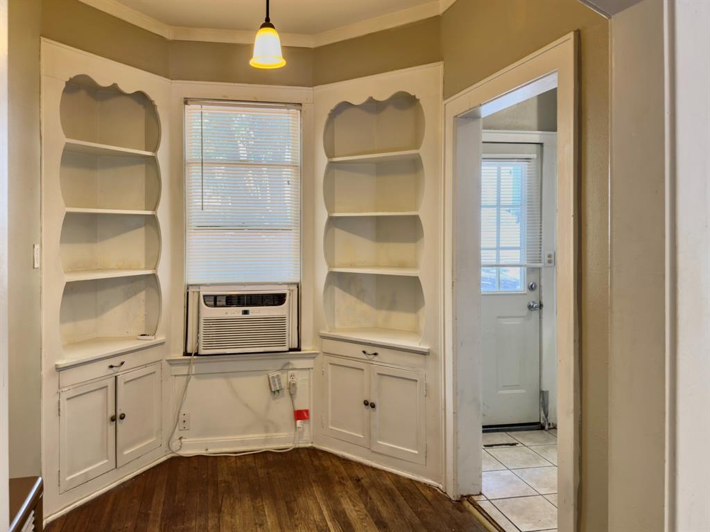 202 E 31st St # B, Austin, TX 78705