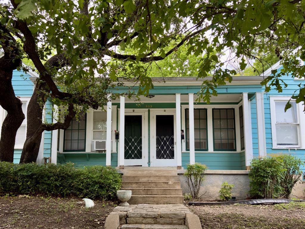 202 E 31st St # B, Austin, TX 78705