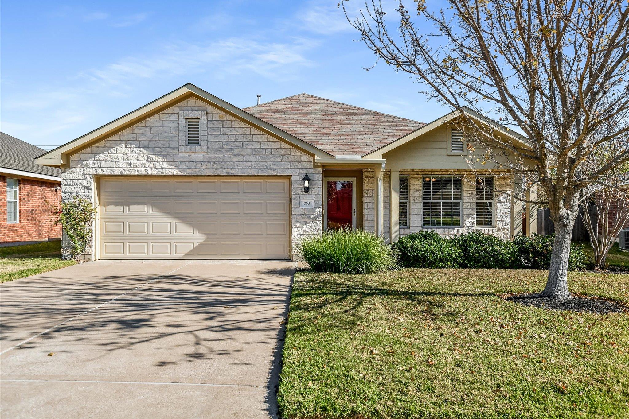 710 Ranier Ln, Round Rock, TX 78665