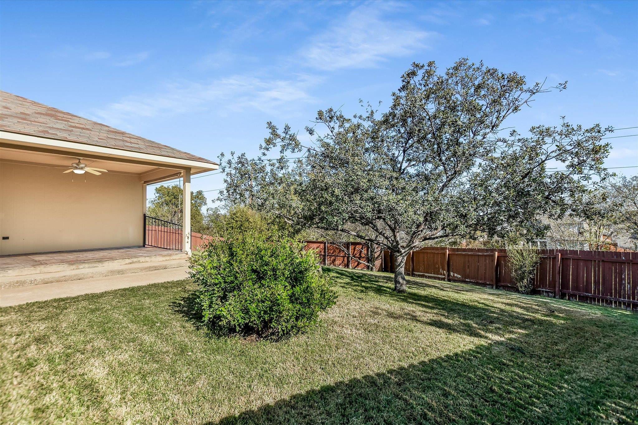 710 Ranier Ln, Round Rock, TX 78665
