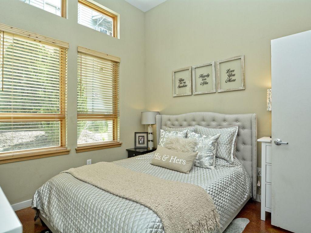 1601 E 5th St # 112, Austin, TX 78702