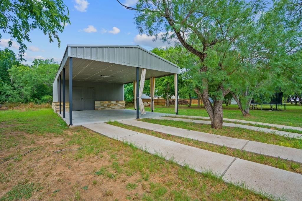 130 Koele Ct, Bastrop, TX 78602