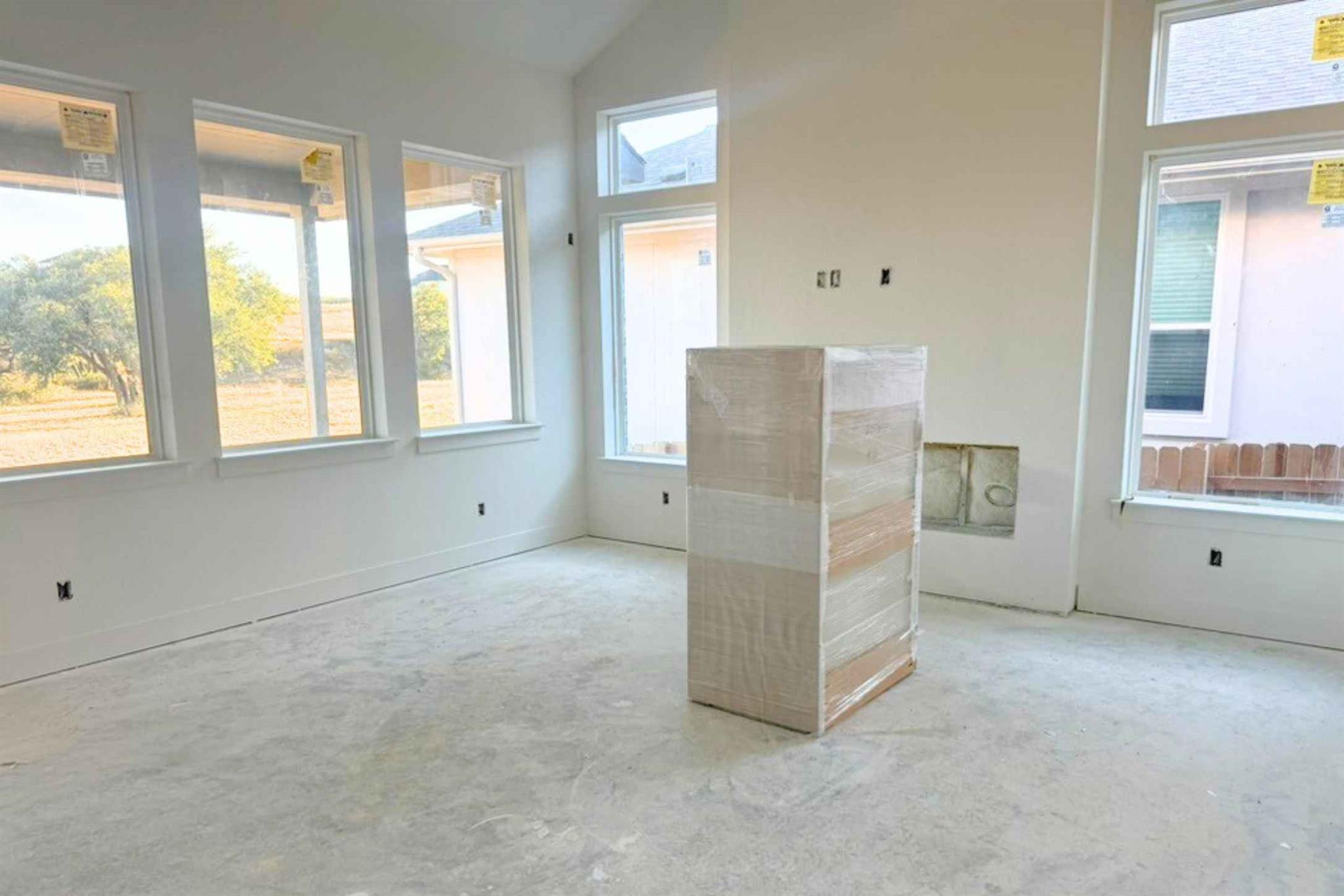 268 Oak Blossom Rd, Liberty Hill, TX 78642