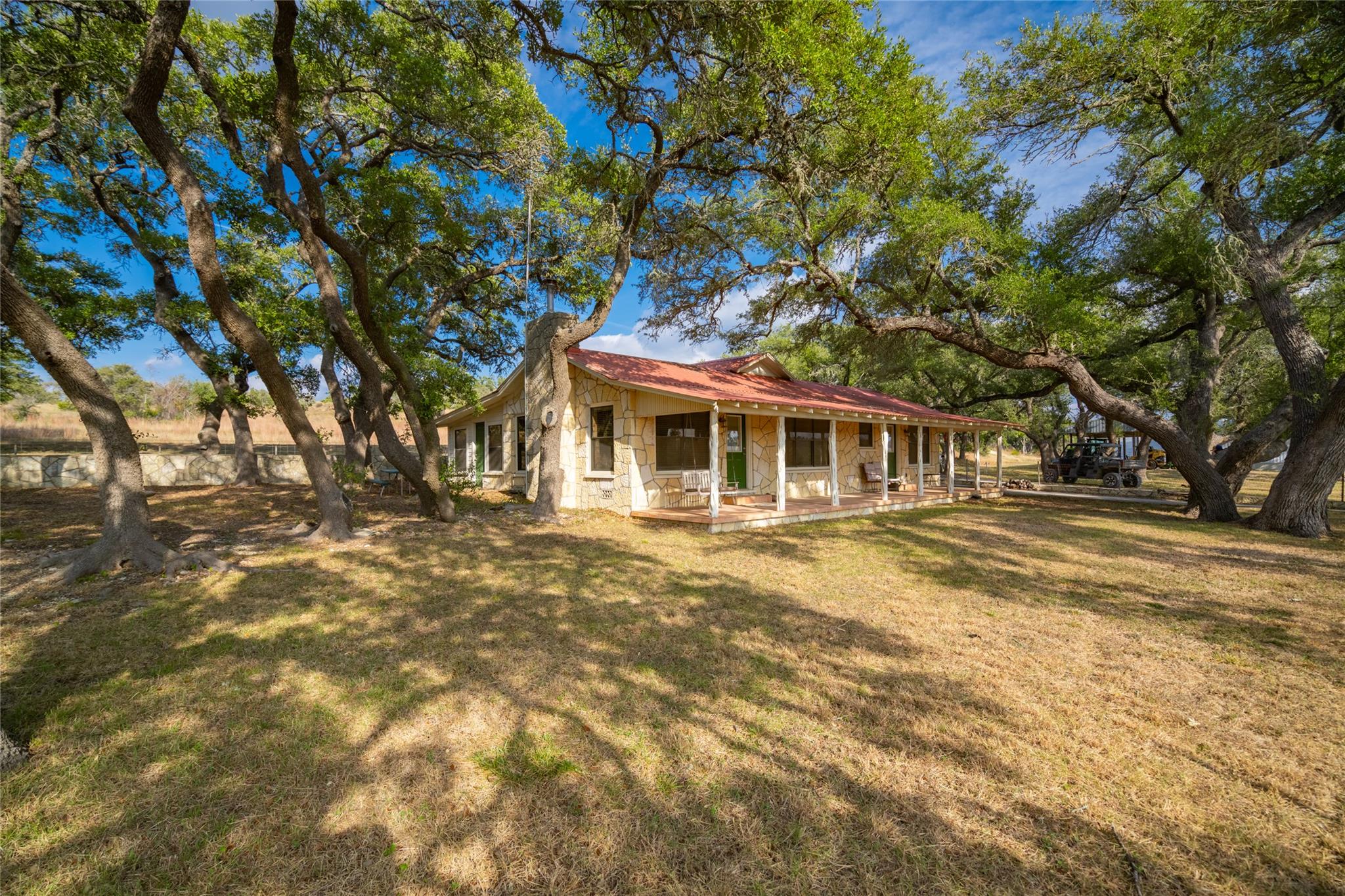 518 Curly H Ranch Rd, Dripping Springs, TX 78620