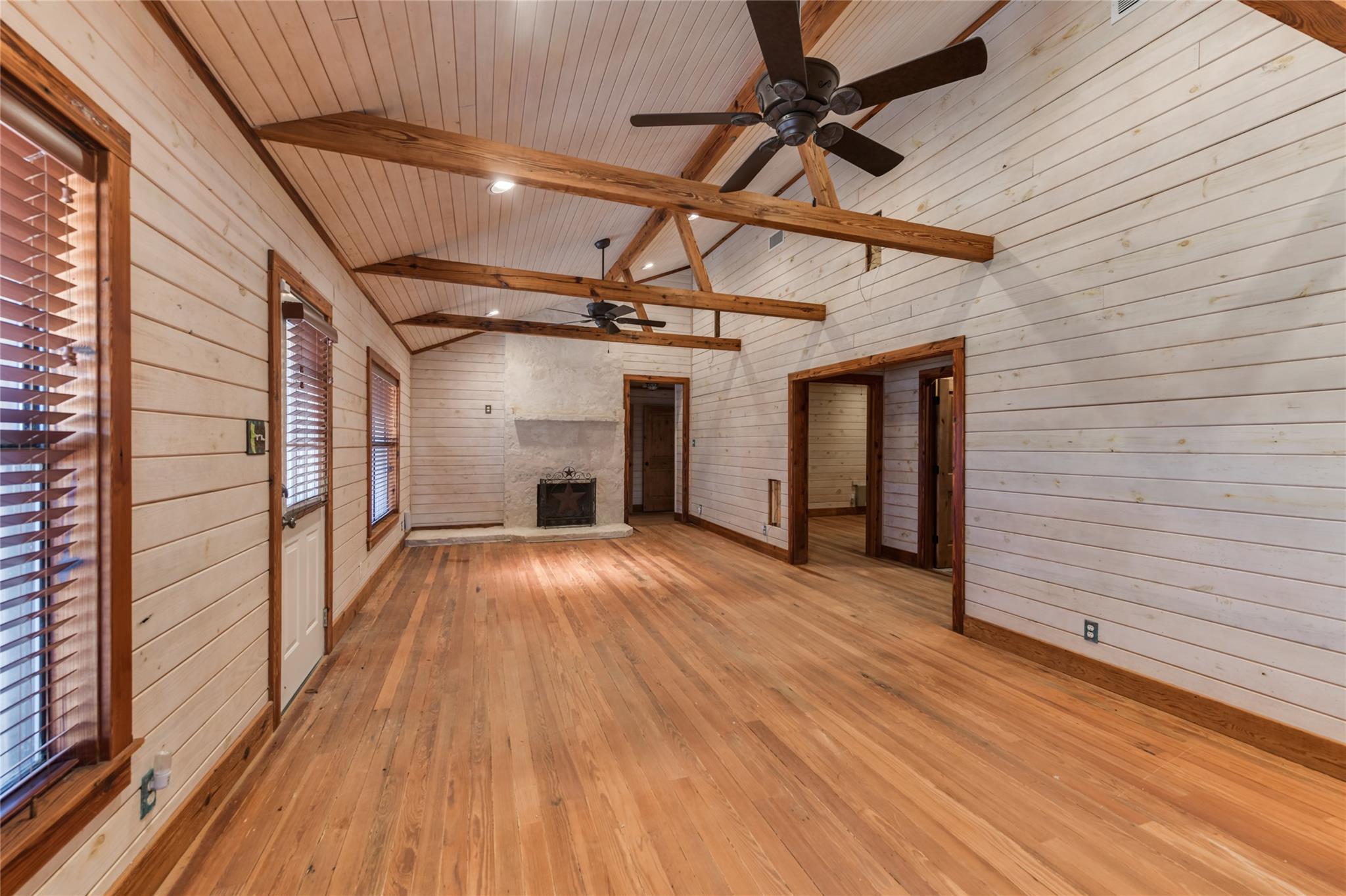 518 Curly H Ranch Rd, Dripping Springs, TX 78620