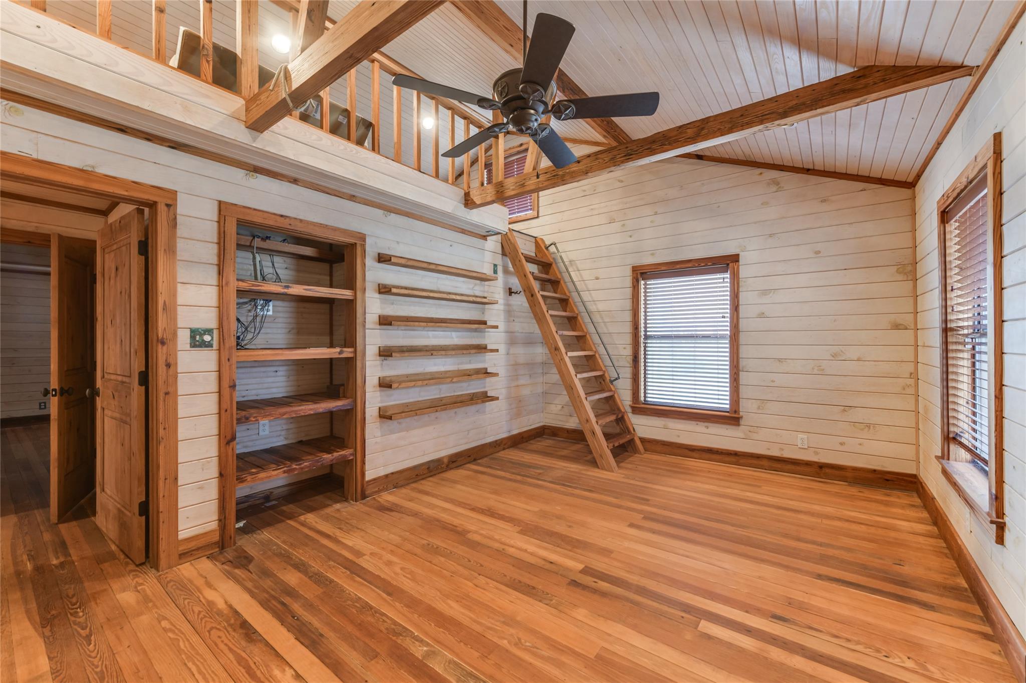 518 Curly H Ranch Rd, Dripping Springs, TX 78620