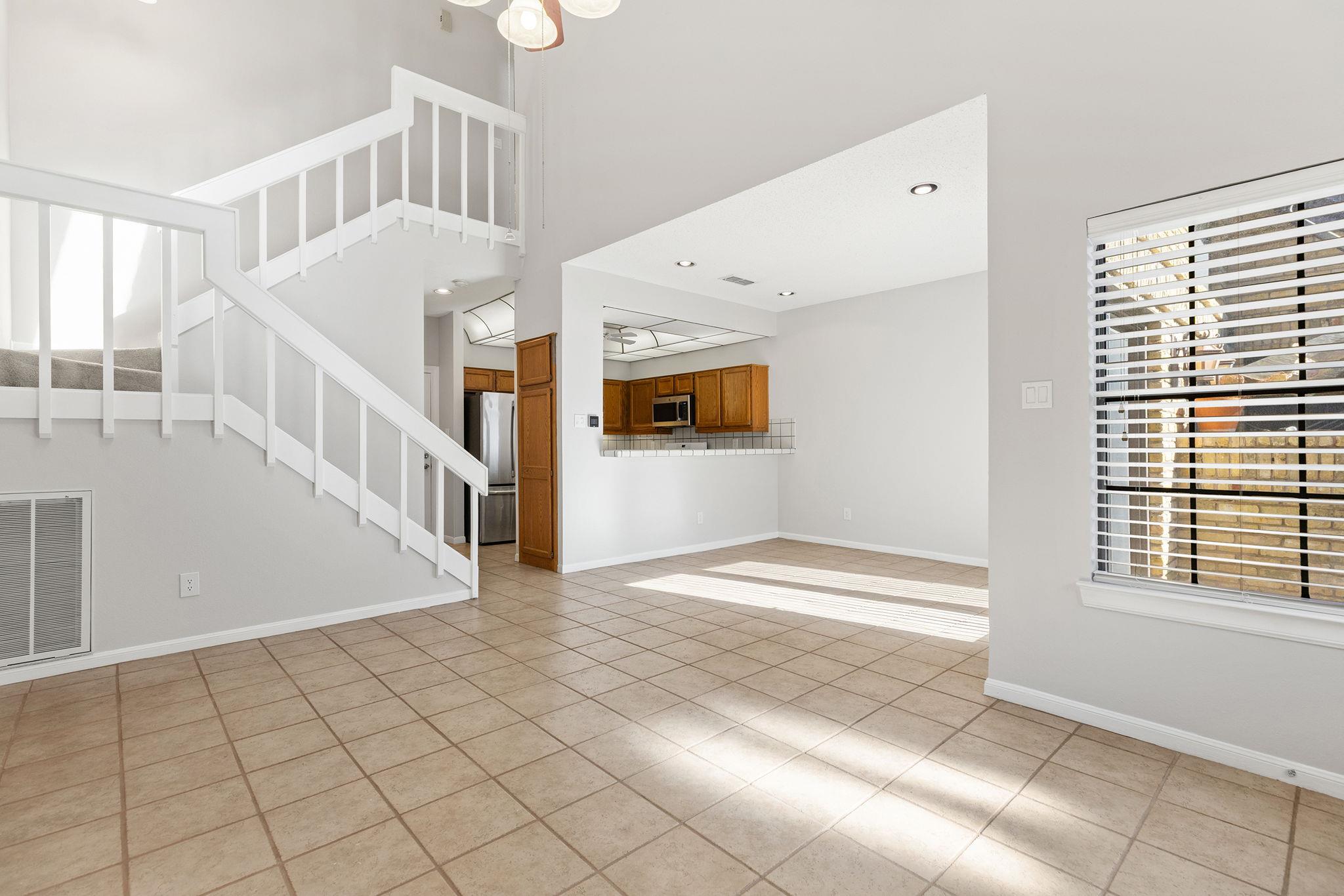 10819 Crown Colony Dr # 11, Austin, TX 78747