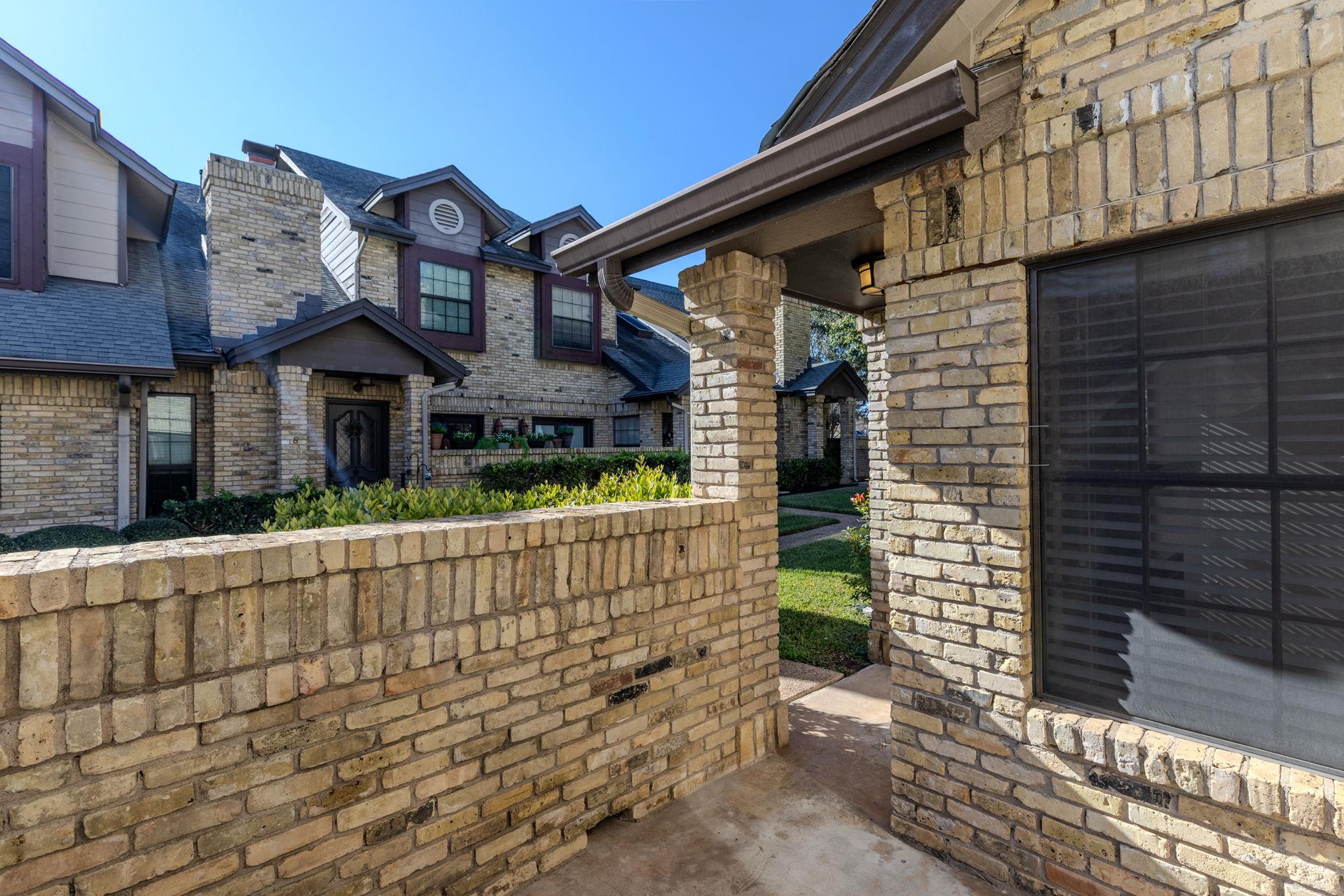 10819 Crown Colony Dr # 11, Austin, TX 78747