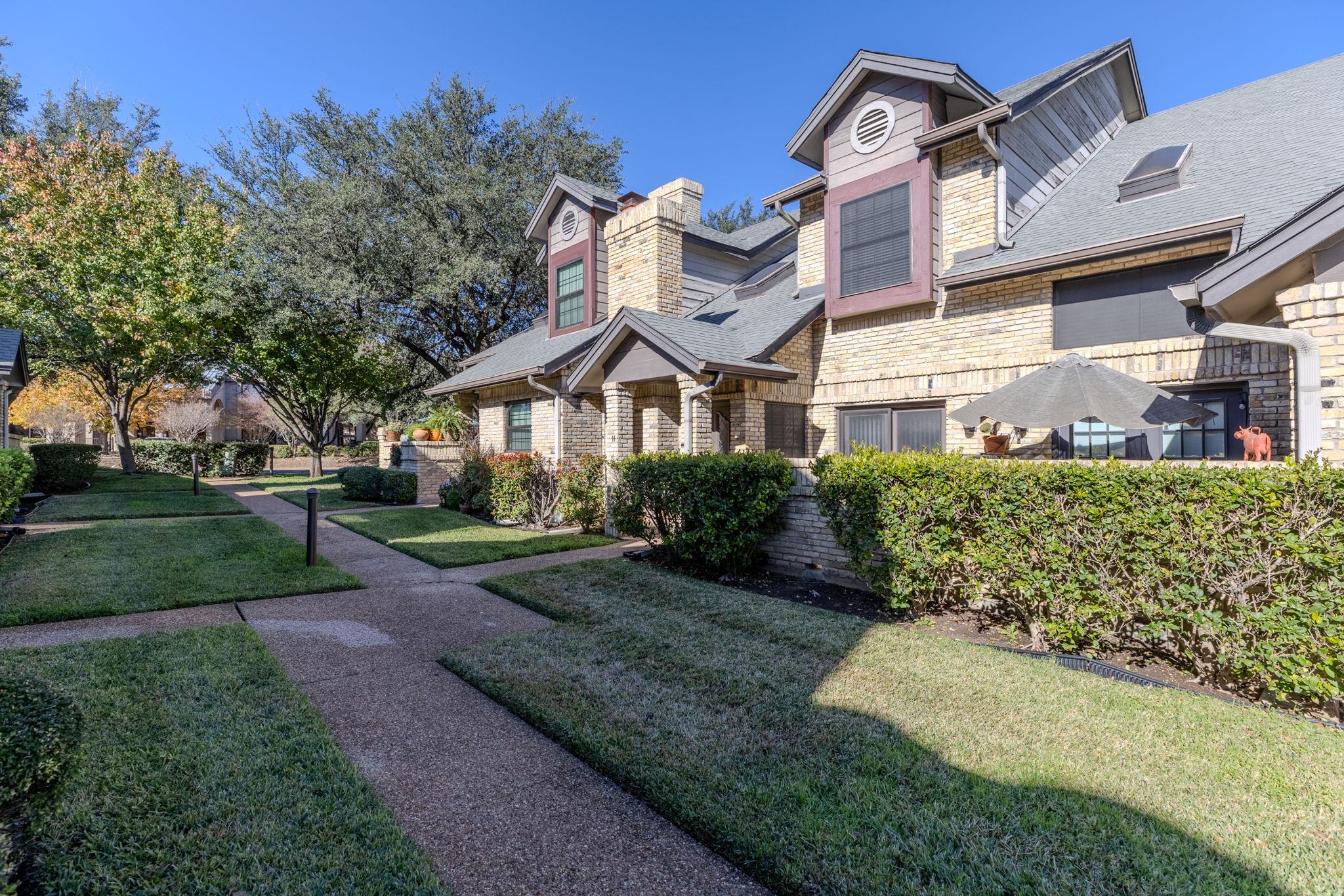 10819 Crown Colony Dr # 11, Austin, TX 78747