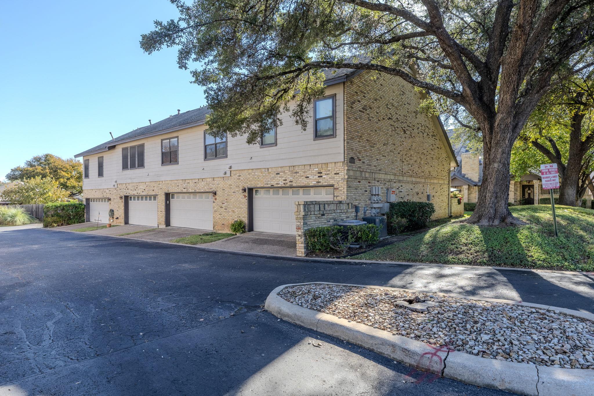 10819 Crown Colony Dr # 11, Austin, TX 78747