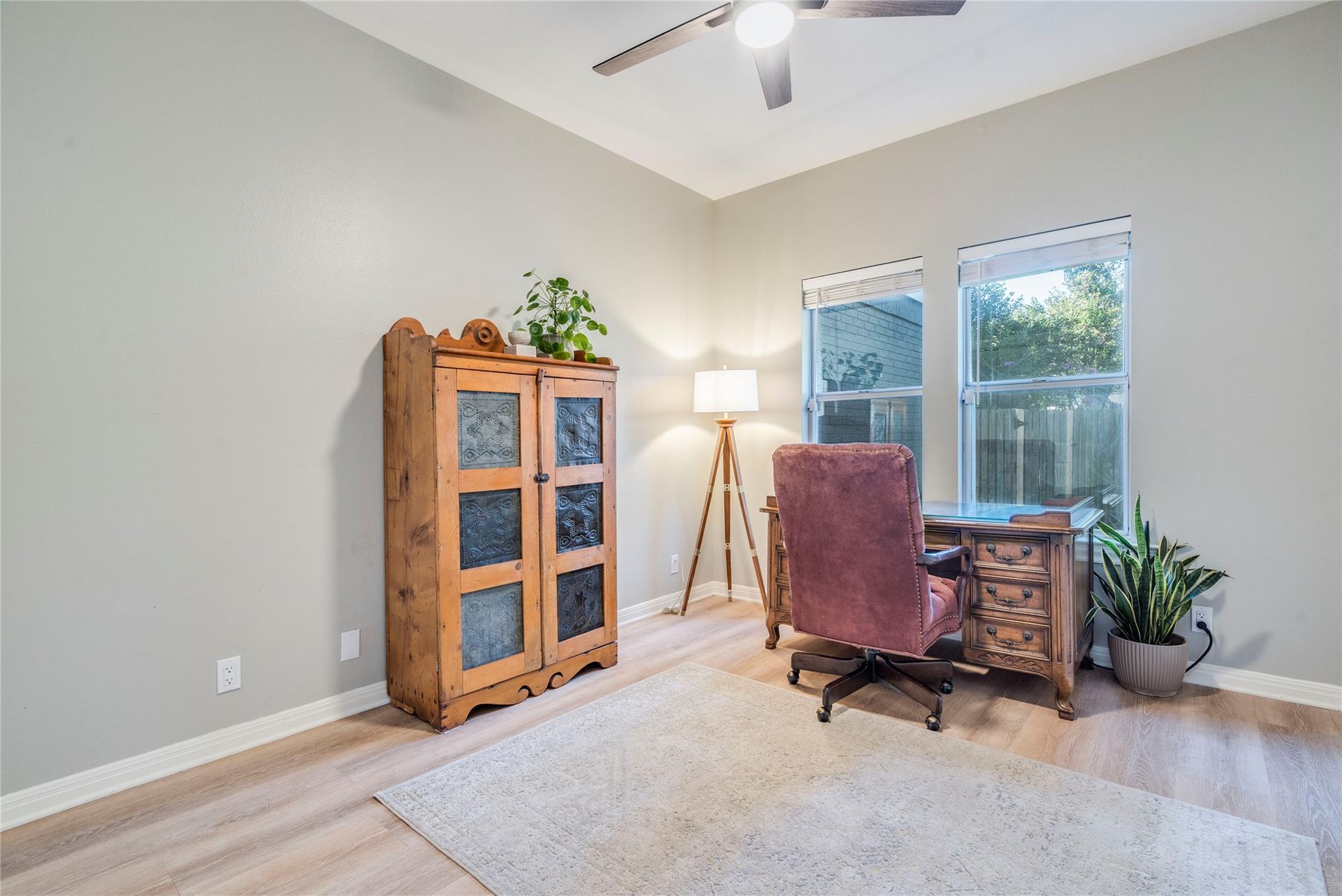 106 Rupen Ct, Lakeway, TX 78734